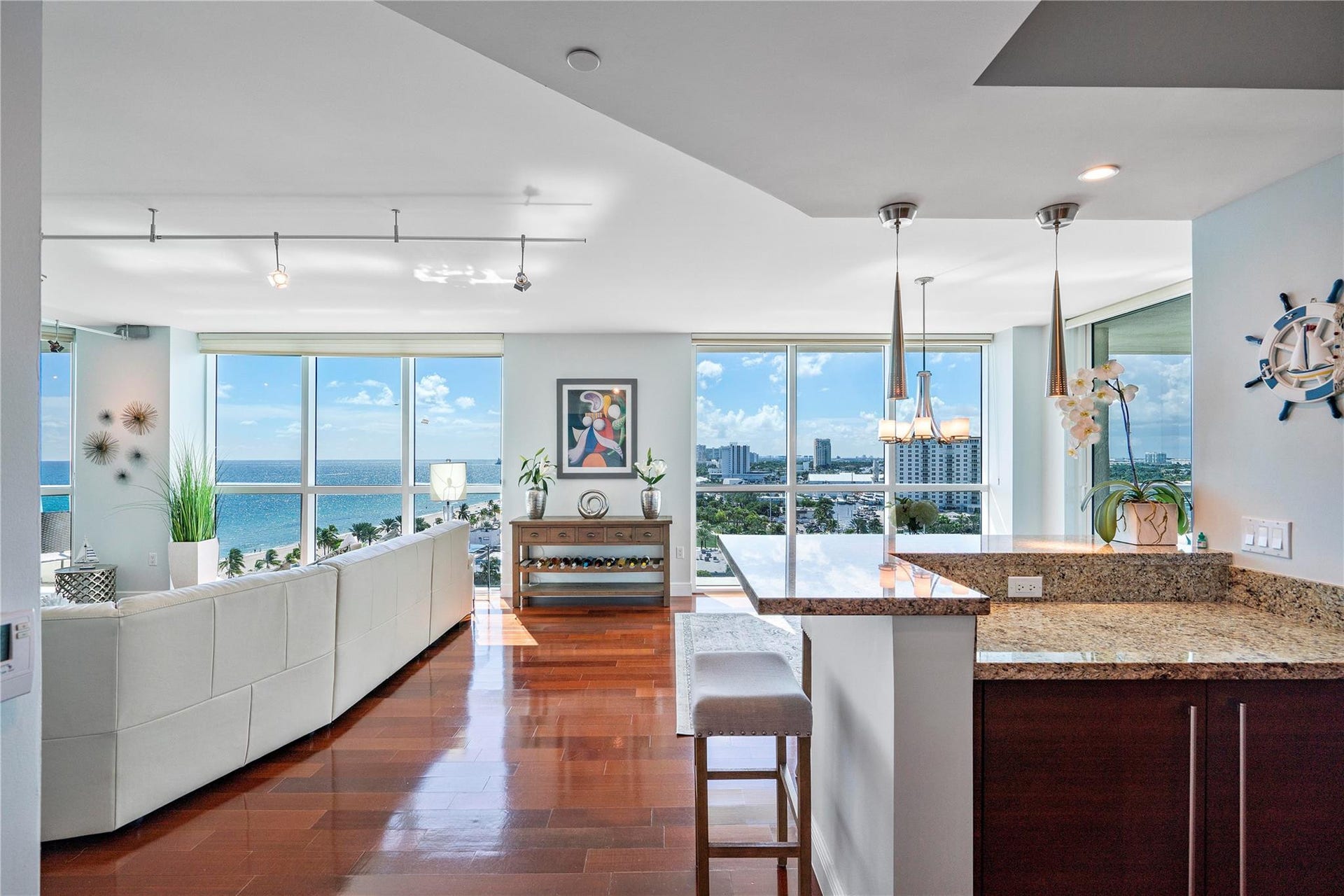 101 S Fort Lauderdale Beach Boulevard, #1207, Fort Lauderdale, Fort Lauderdale, FL 33316 Kitchen