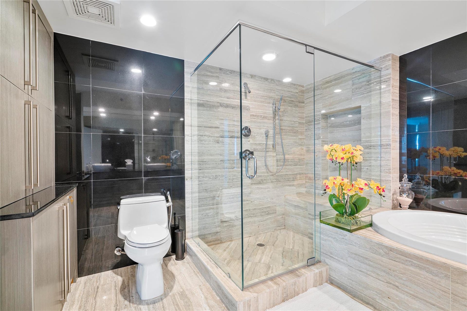 101 S Fort Lauderdale Beach Boulevard, #1207, Fort Lauderdale, Fort Lauderdale, FL 33316 Photo 25