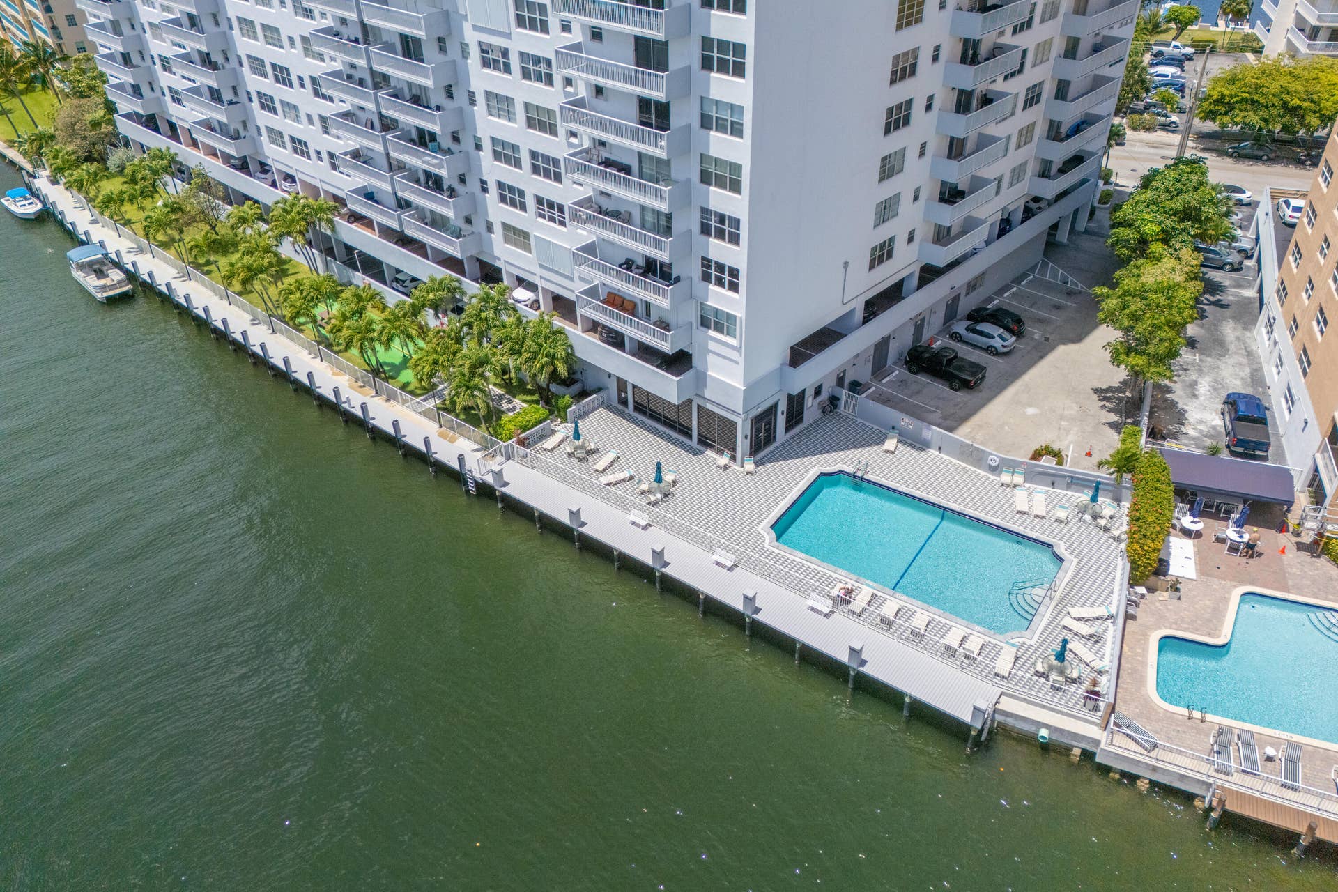 137 Golden Isles Drive, #1001, Hallandale Beach, FL 33009 IMG_9512