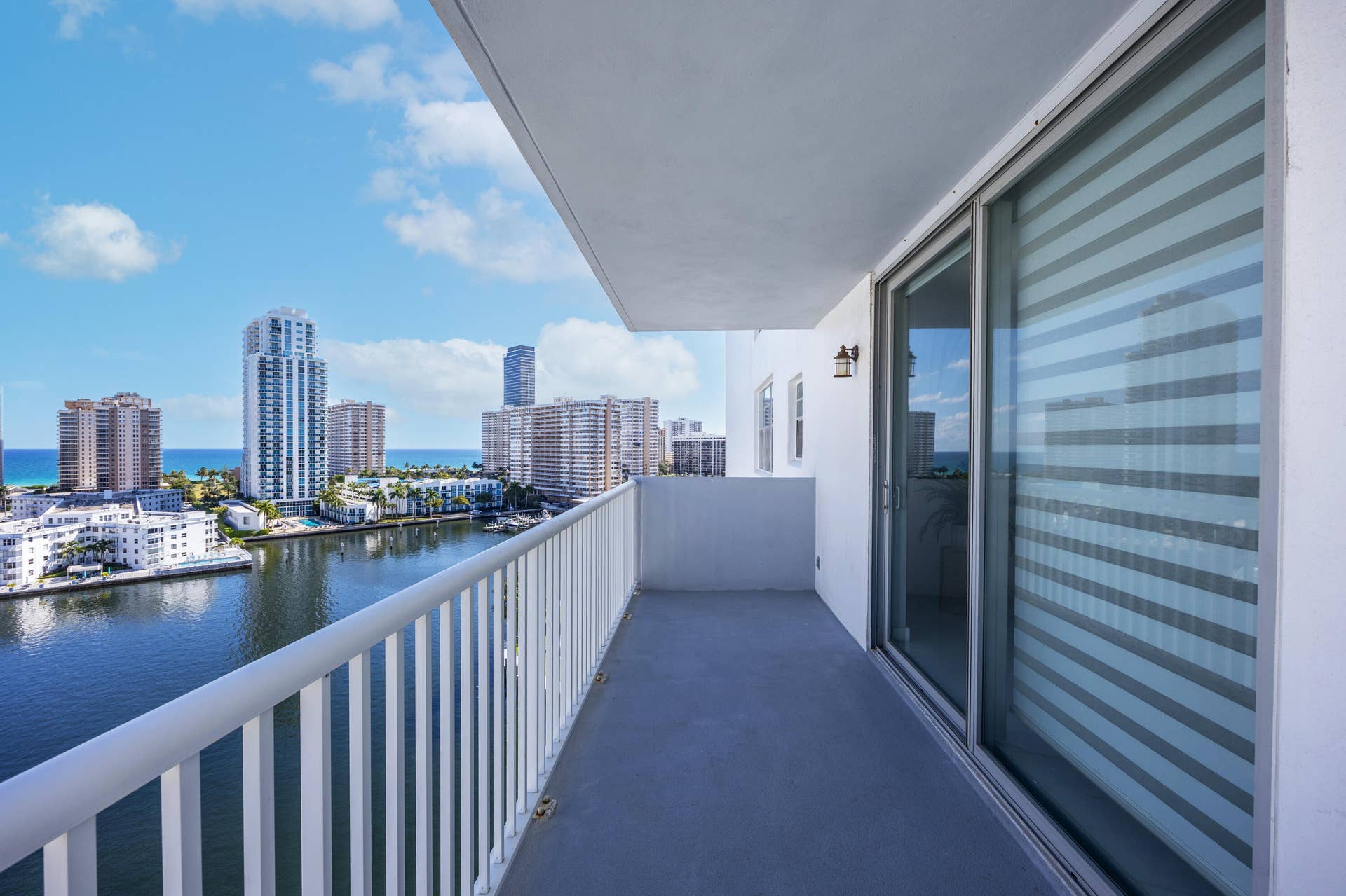 137 Golden Isles Drive, #1001, Hallandale Beach, FL 33009 IMG_5824