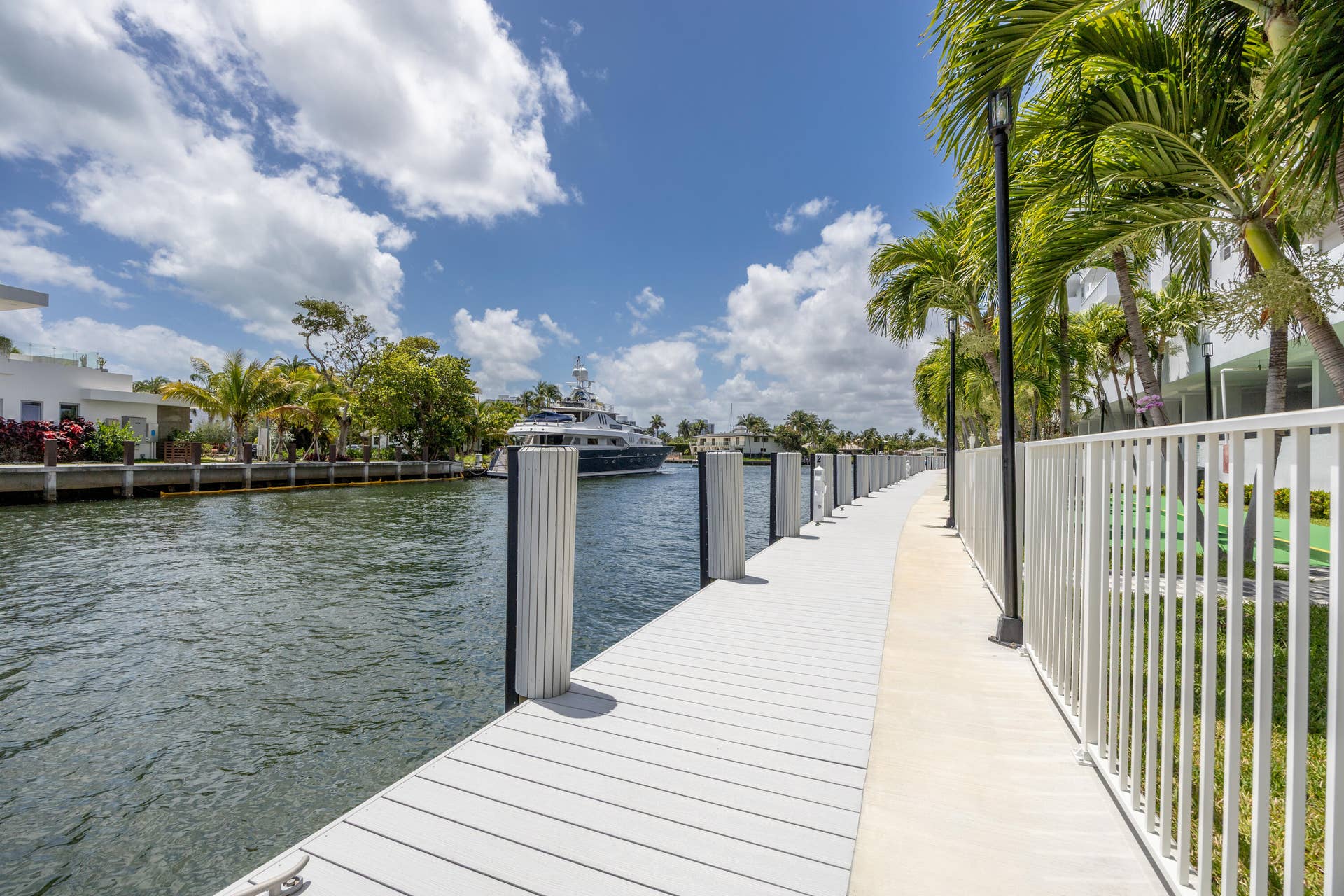 137 Golden Isles Drive, #1001, Hallandale Beach, FL 33009 IMG_9428
