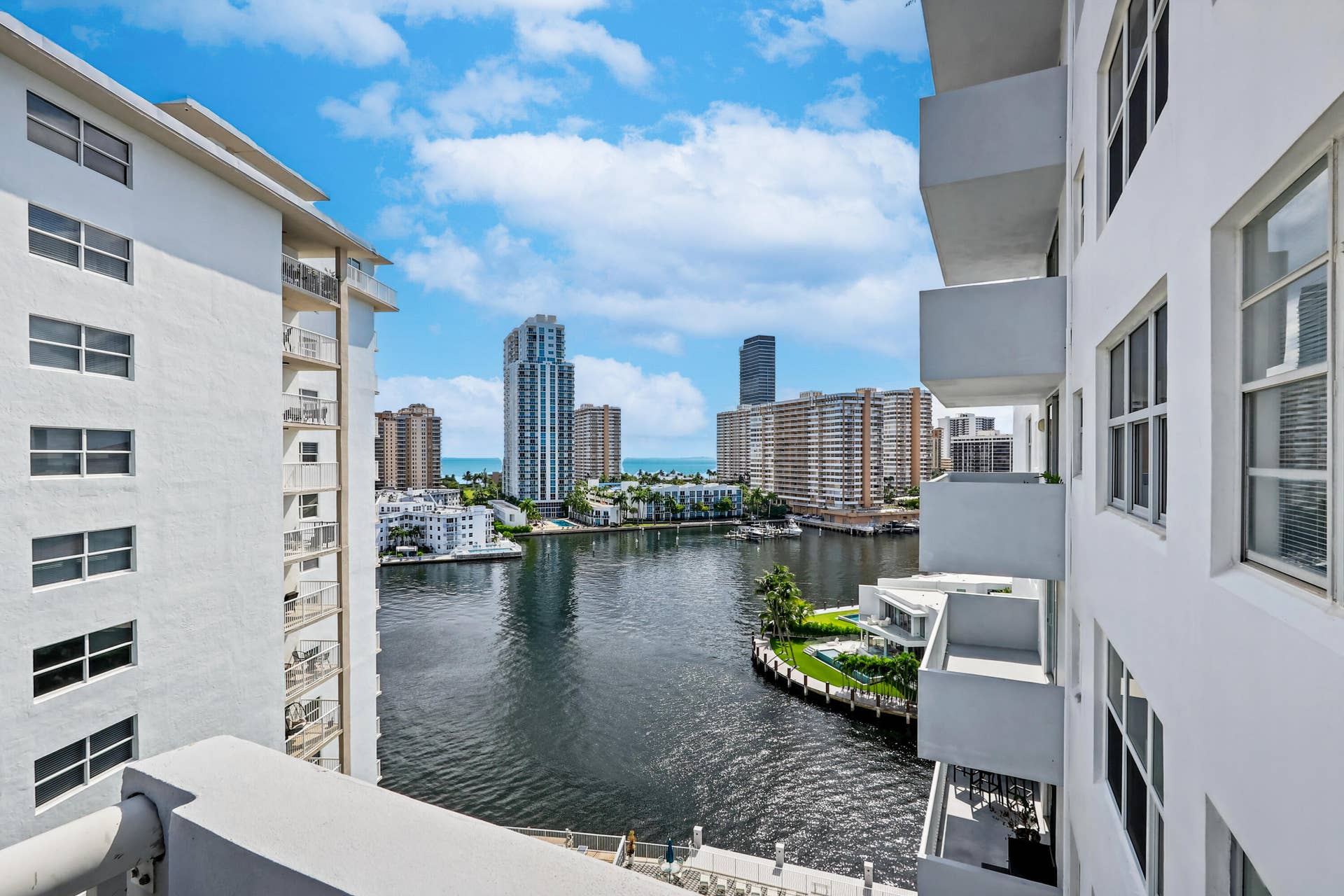 137 Golden Isles Drive, #1001, Hallandale Beach, FL 33009 IMG_5561_print