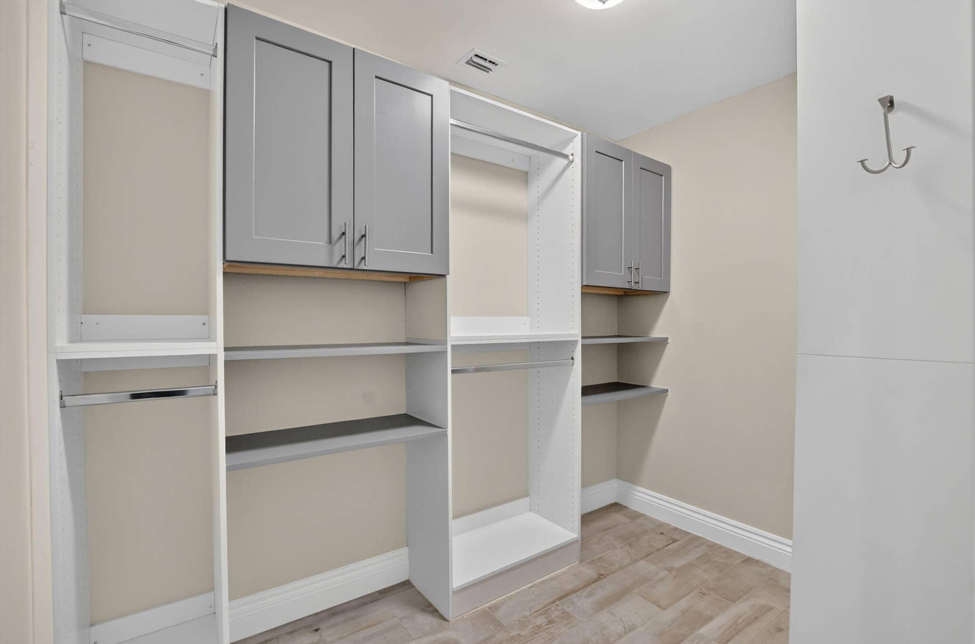 17254 Boca Club Boulevard, #106, Boca Raton, Boca Raton, FL 33487 26-web-or-mls-DSC_3528