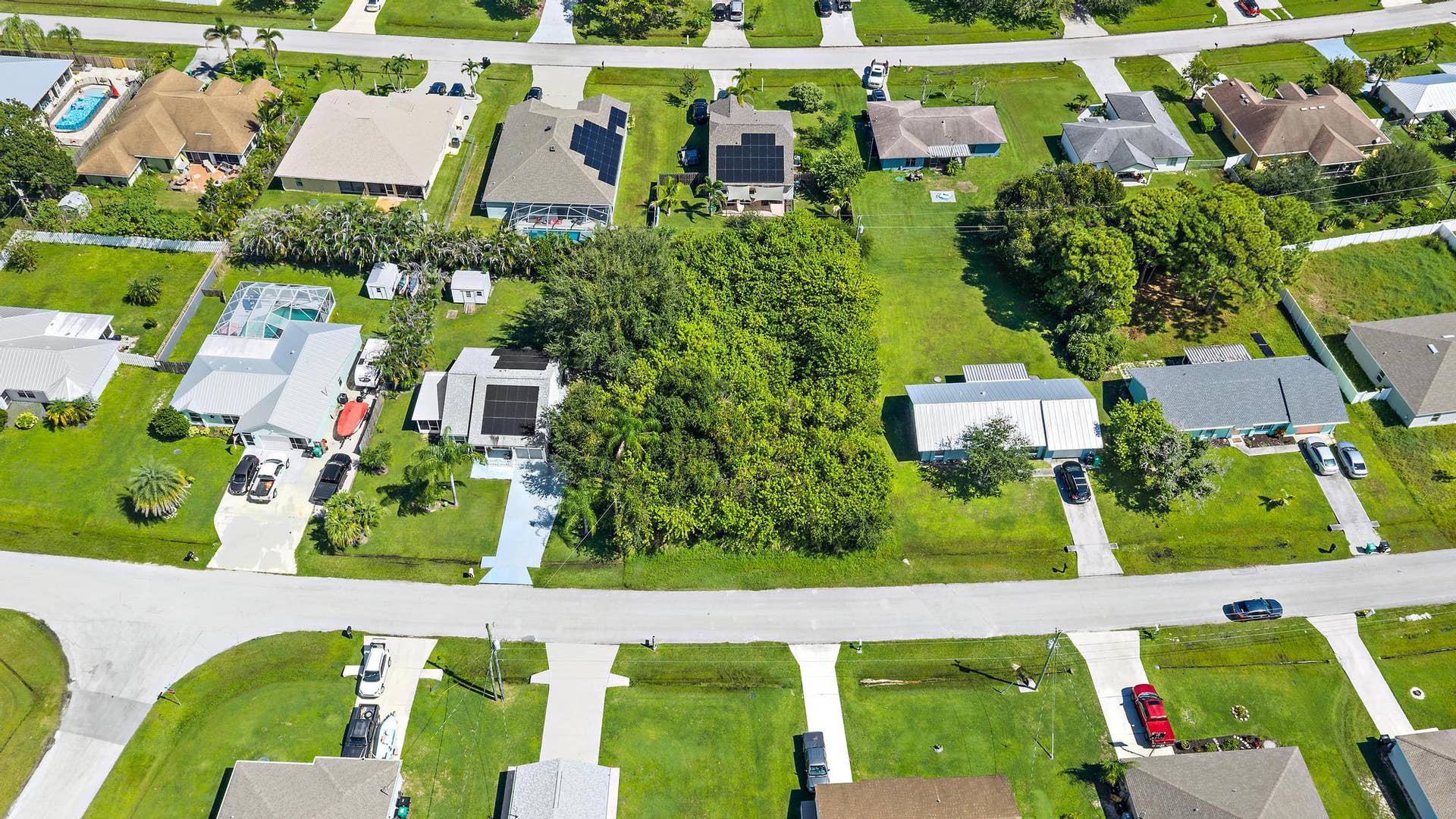2125 SE Trillo St-7