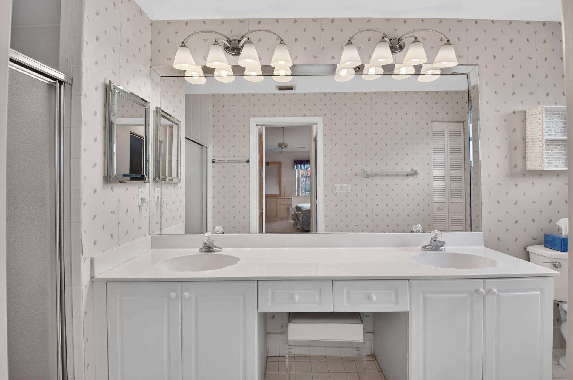 7700 CORAL LAKE Drive, Delray Beach, FL 33446 Primary Bathroom