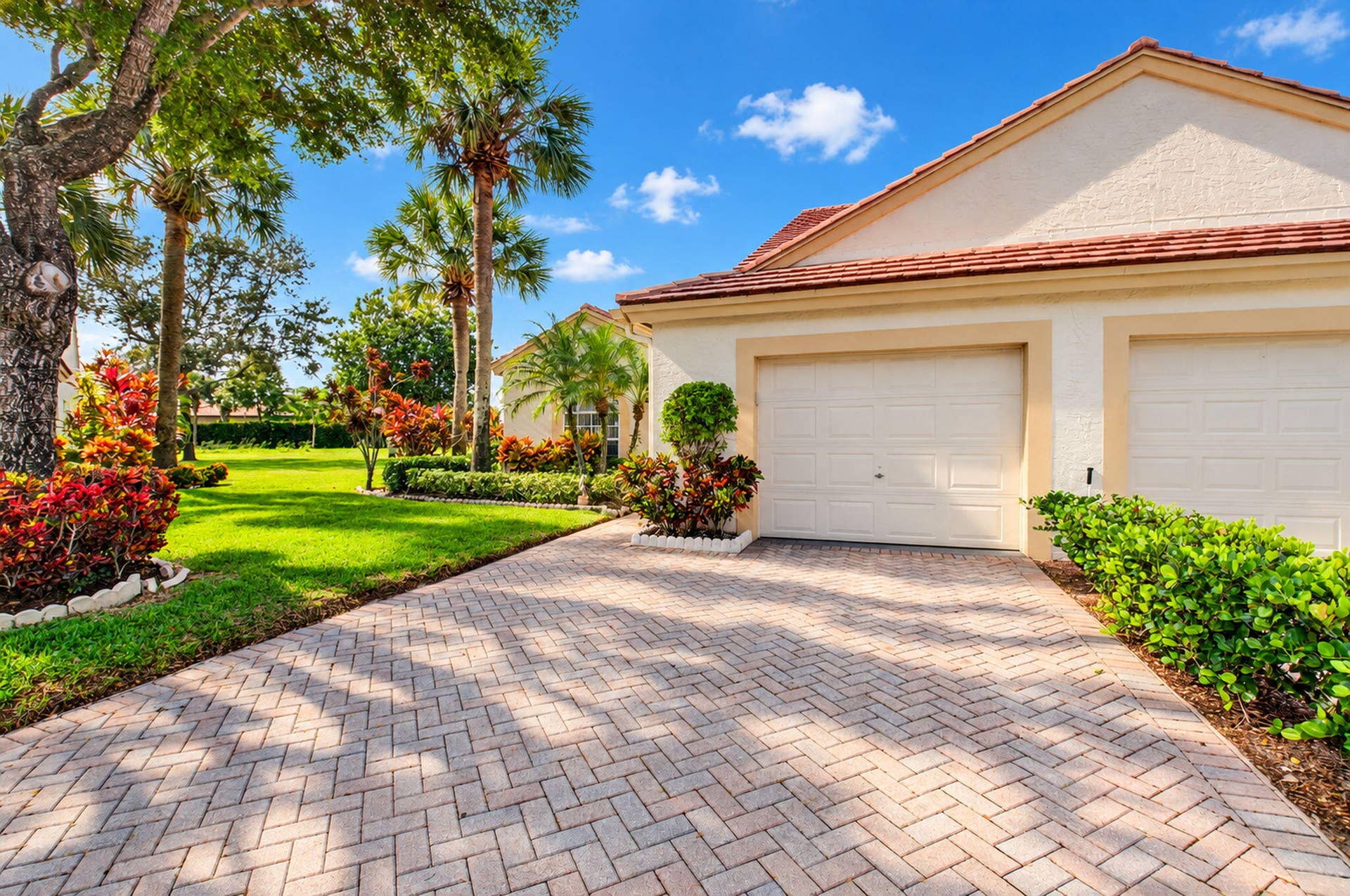 7700 CORAL LAKE Drive, Delray Beach, FL 33446 Front of House