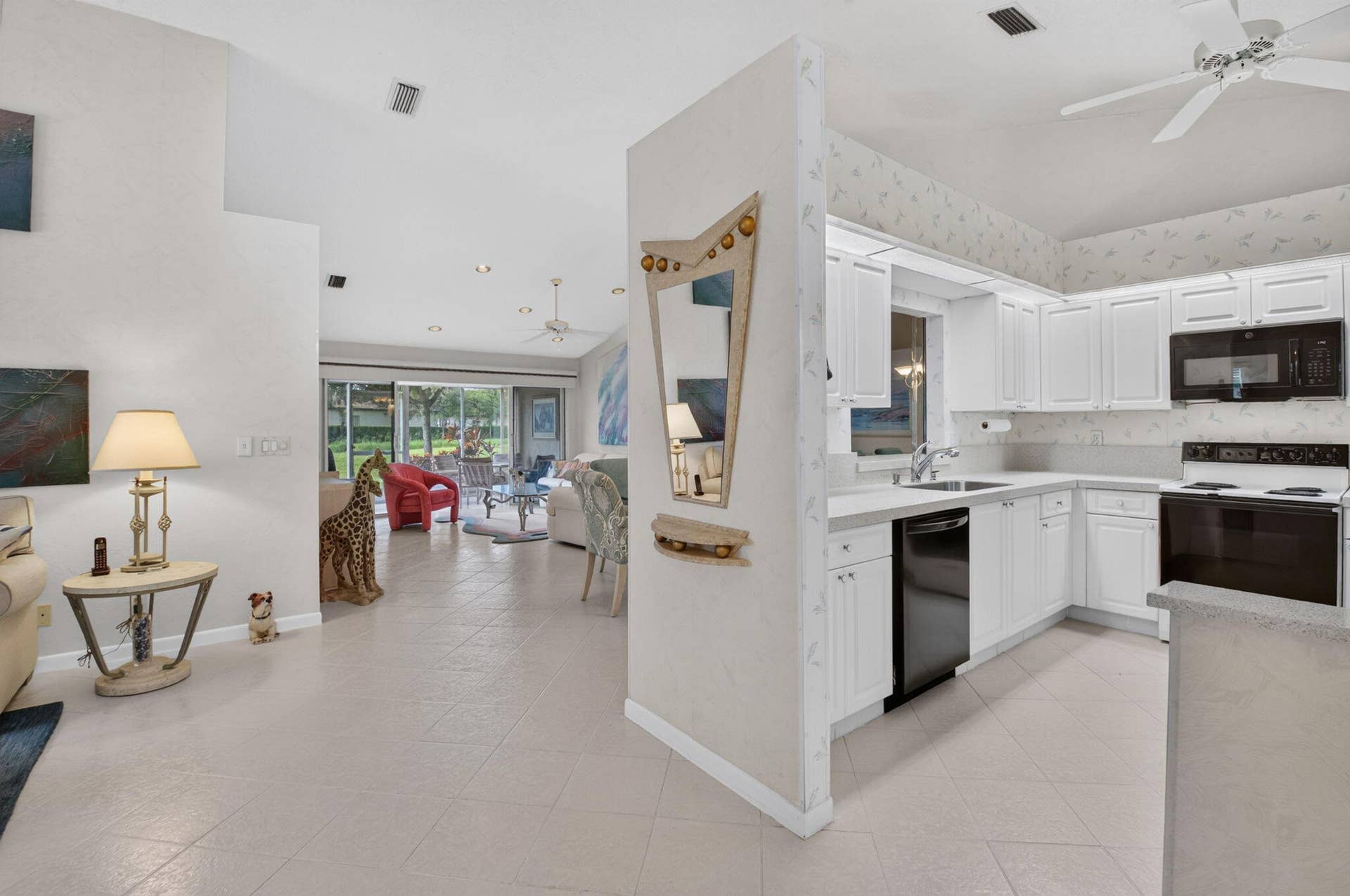 7700 CORAL LAKE Drive, Delray Beach, FL 33446 Kitchen