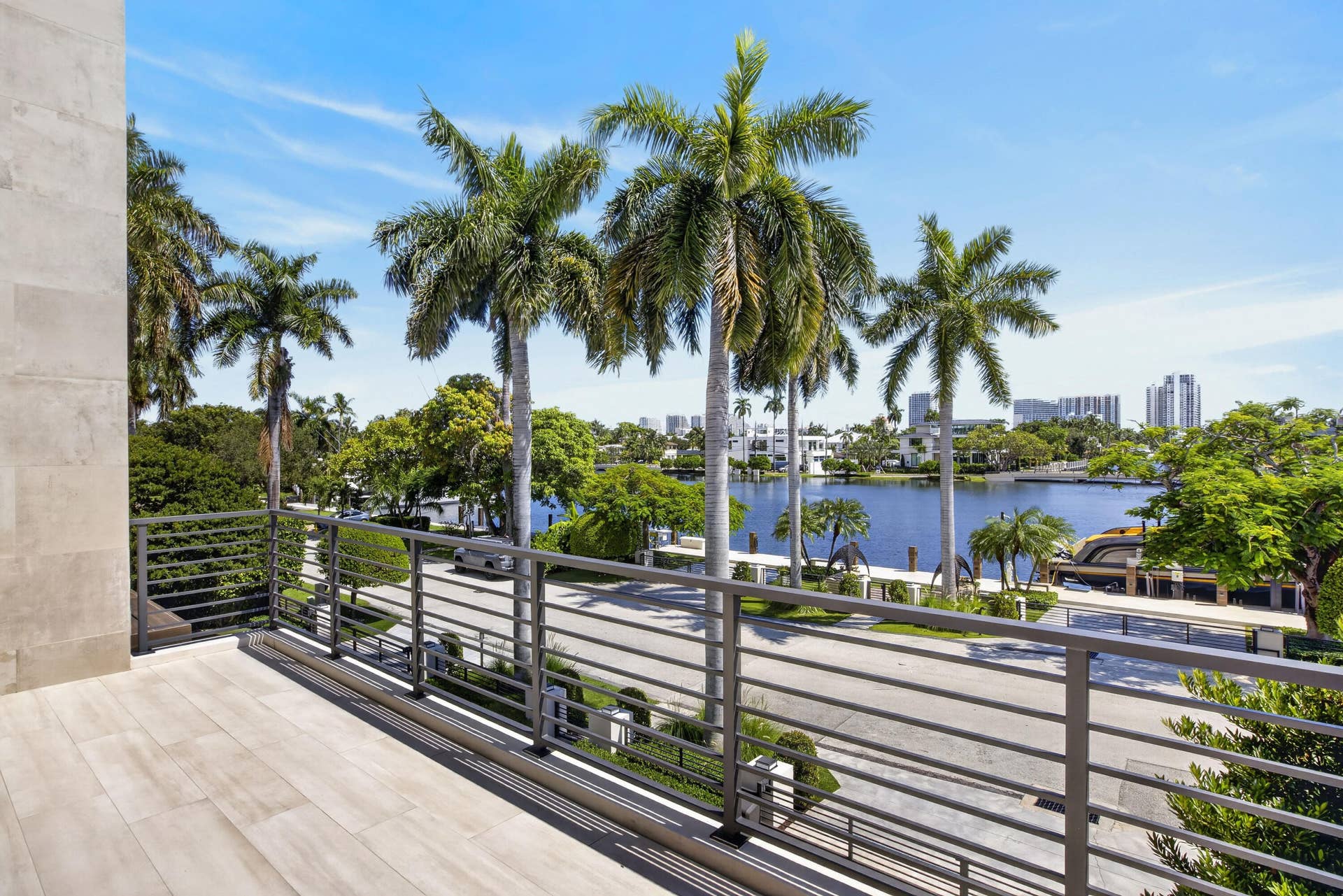 093_1-Royal-Palm-Real-Estate-Photography
