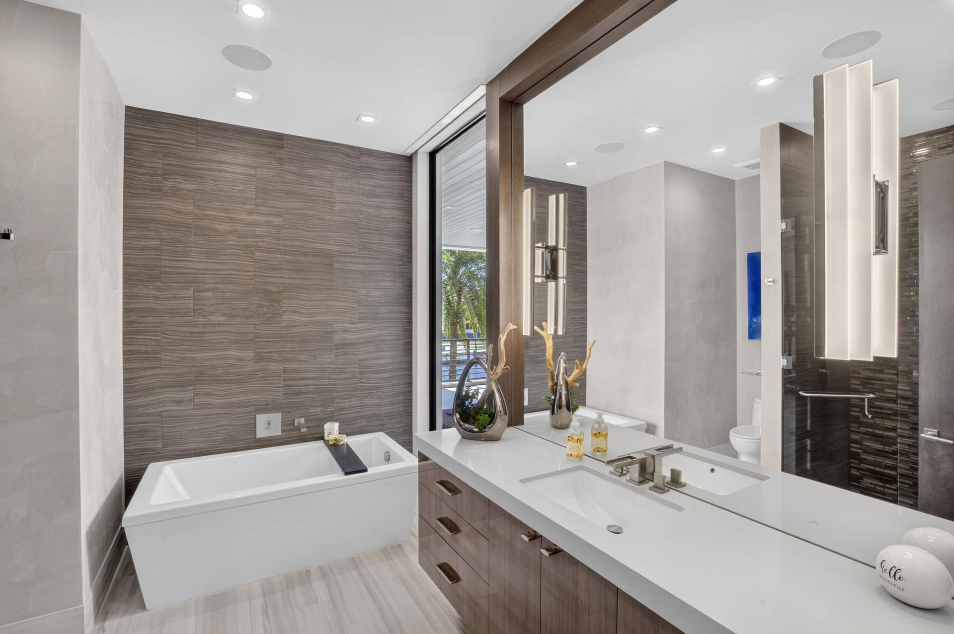 121_1-Royal-Palm-Real-Estate-Photography