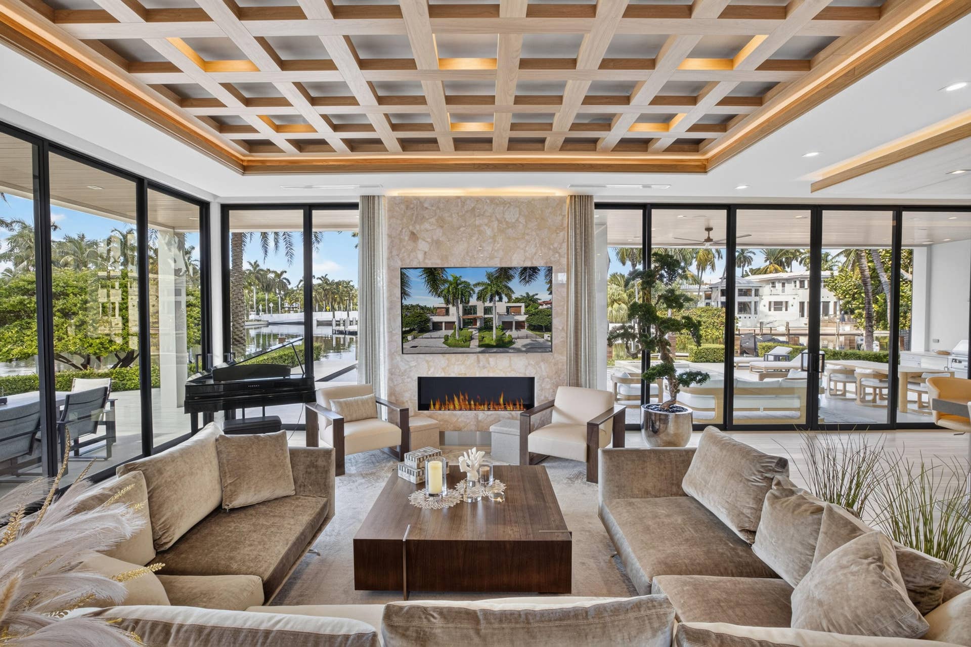 044_1-Royal-Palm-Real-Estate-Photography
