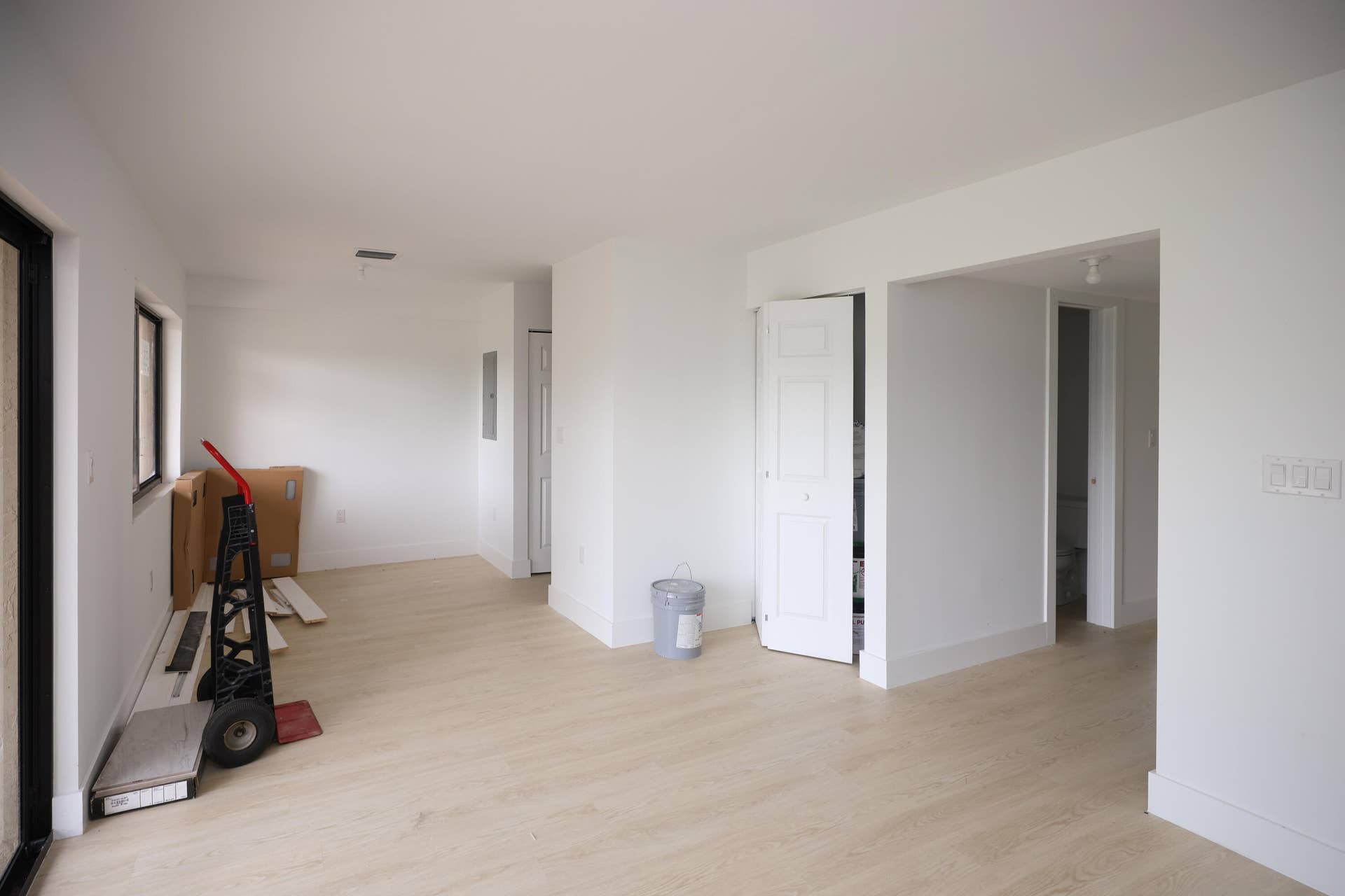 10675 NW 30th Place, #2, Sunrise, FL 33322 10675-12