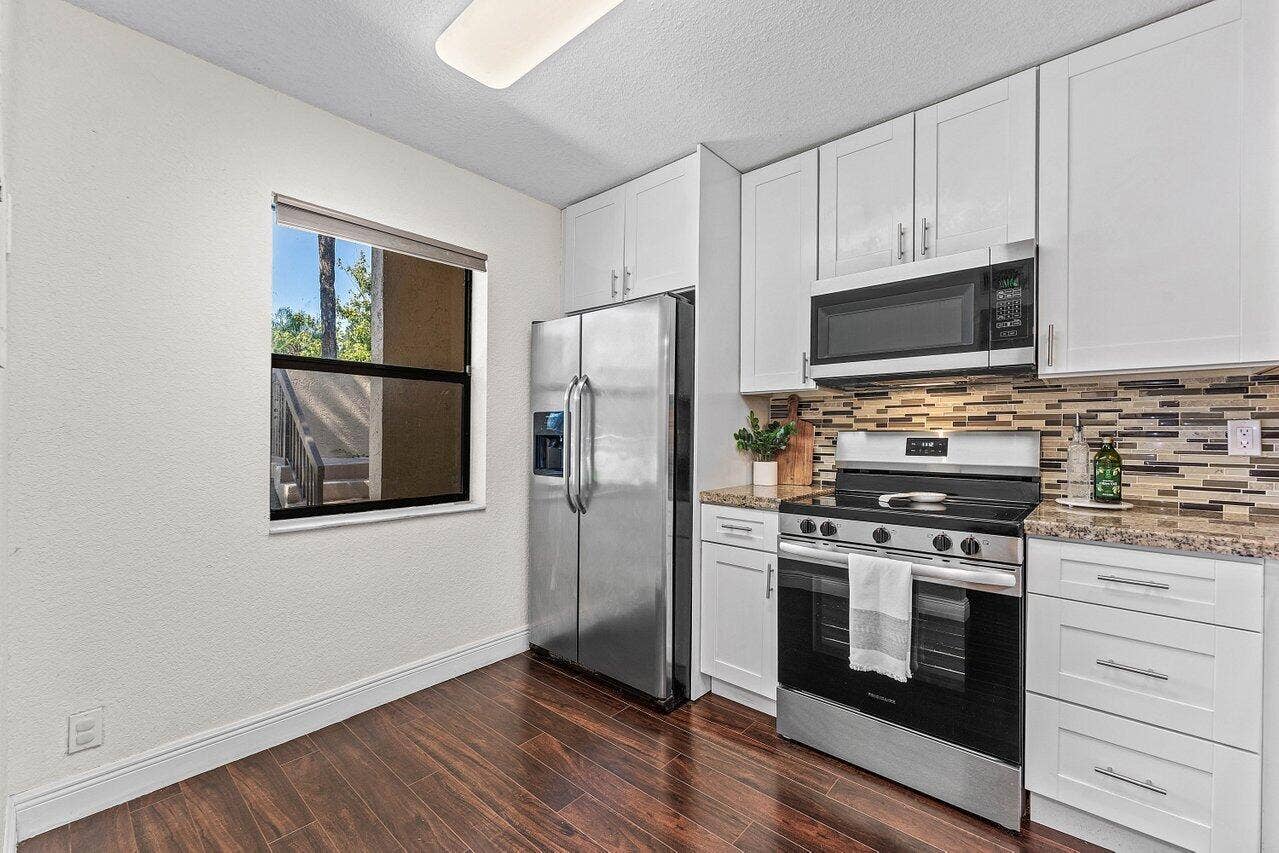 4225 Carambola Circle S, #26108, Coconut Creek, FL 33066 Kitchen