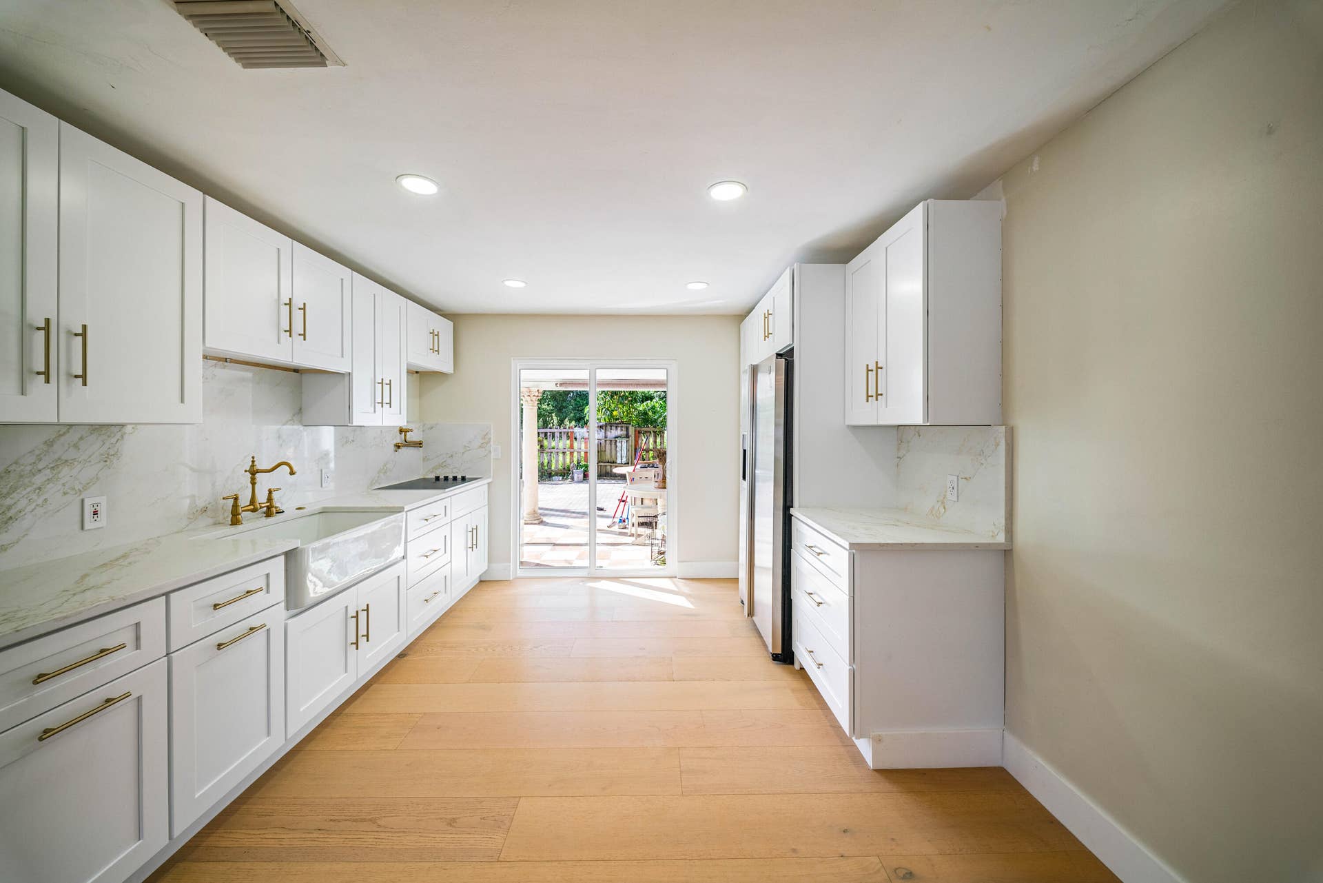 1020 FOREST Court, West Palm Beach, FL 33405 1-20