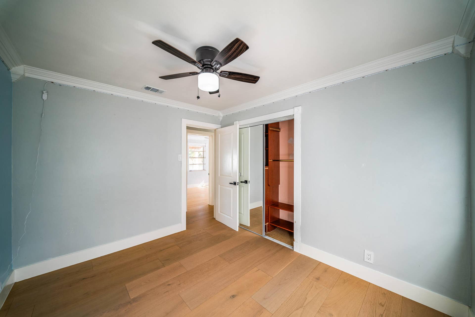 1020 FOREST Court, West Palm Beach, FL 33405 1-23