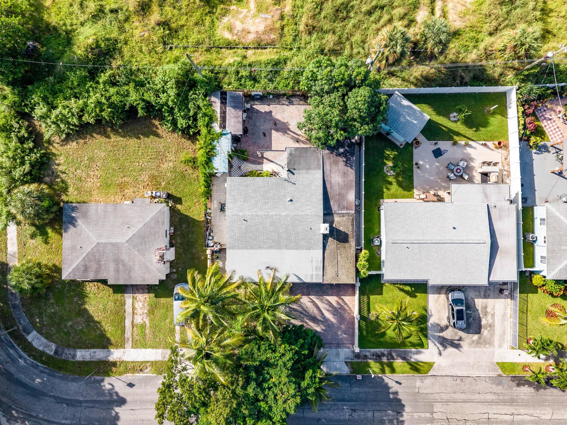 1020 FOREST Court, West Palm Beach, FL 33405 1-2