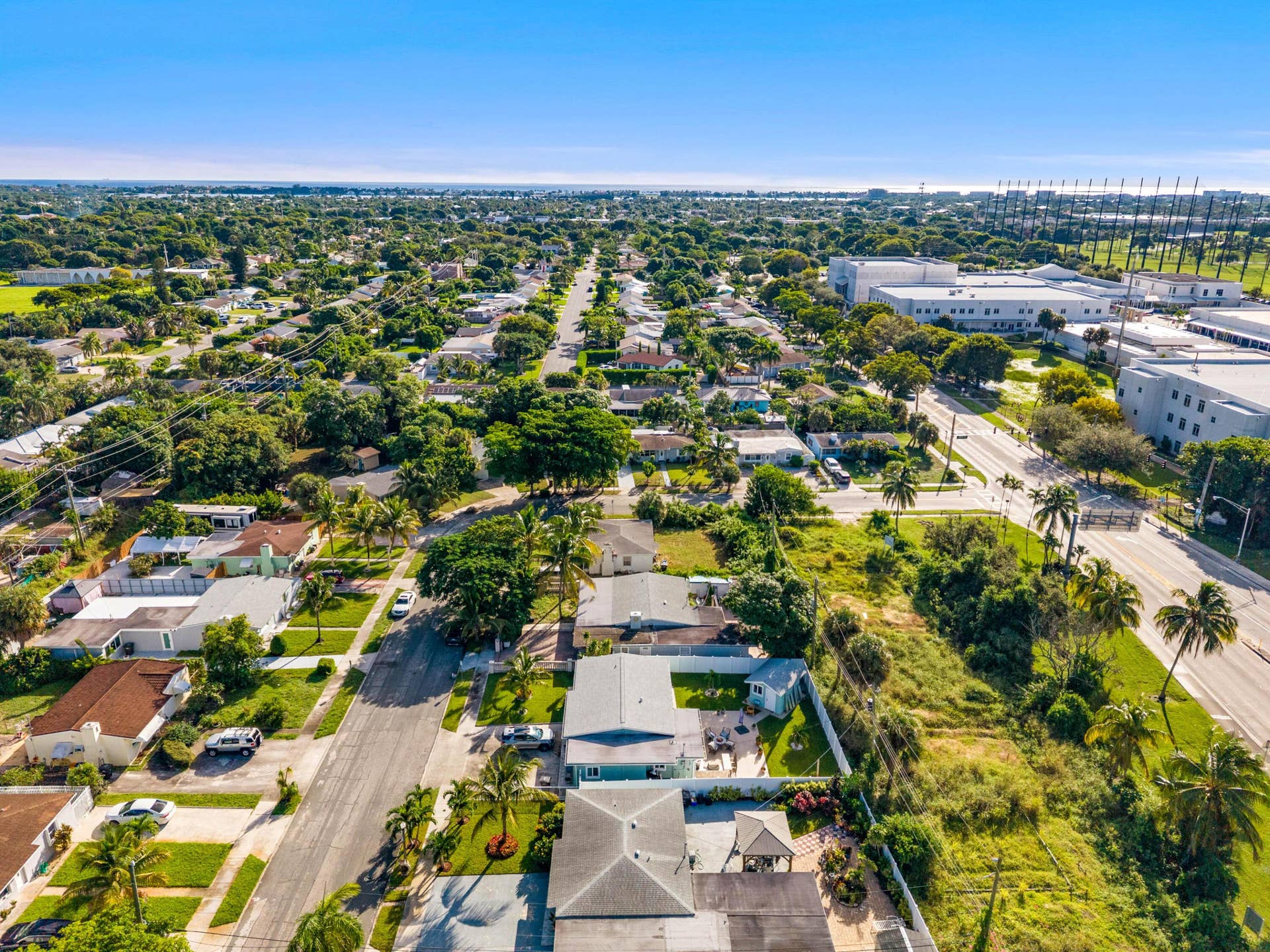 1020 FOREST Court, West Palm Beach, FL 33405 1-6