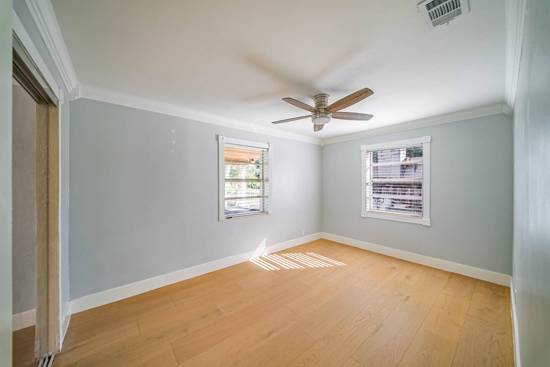 1020 FOREST Court, West Palm Beach, FL 33405 1-24