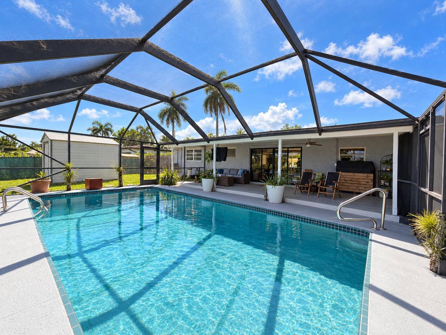 236 TAM O SHANTER Drive, Palm Springs, FL 33461 Poolside