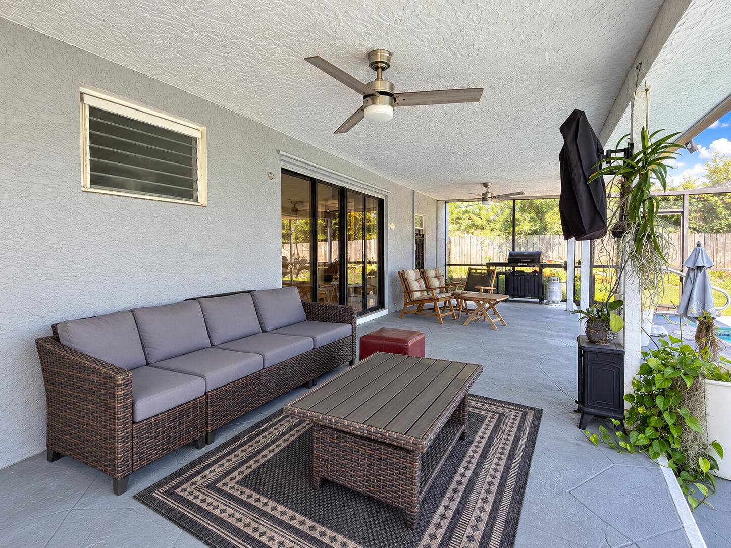 236 TAM O SHANTER Drive, Palm Springs, FL 33461 Back