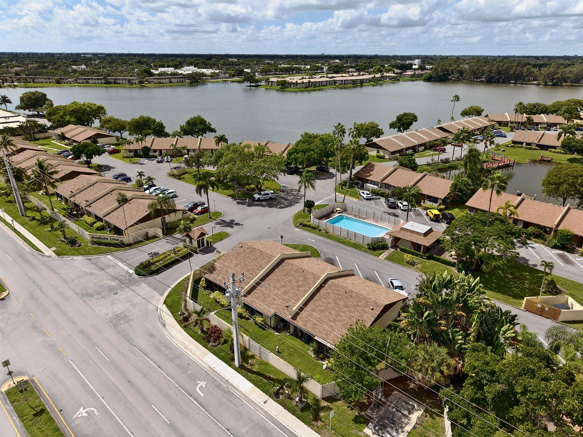 803 Banks Road, Margate, FL 33063 boyes-5