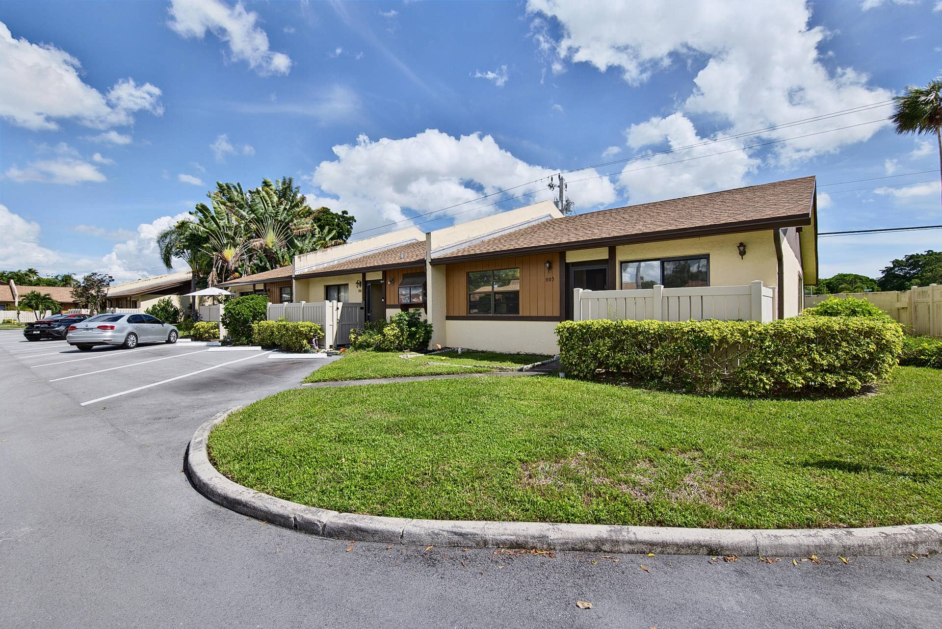 803 Banks Road, Margate, FL 33063 boyes-31