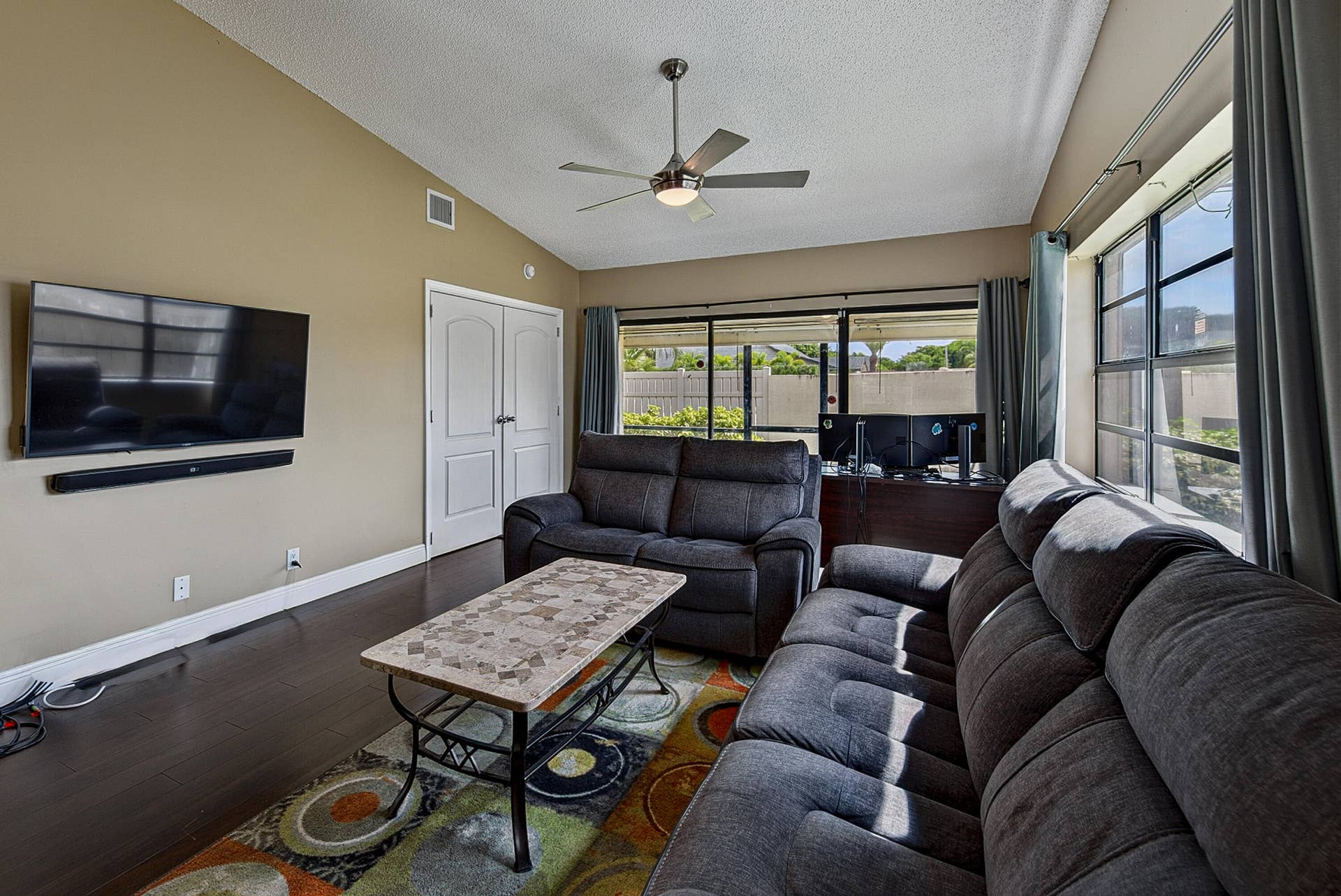 803 Banks Road, Margate, FL 33063 boyes-12