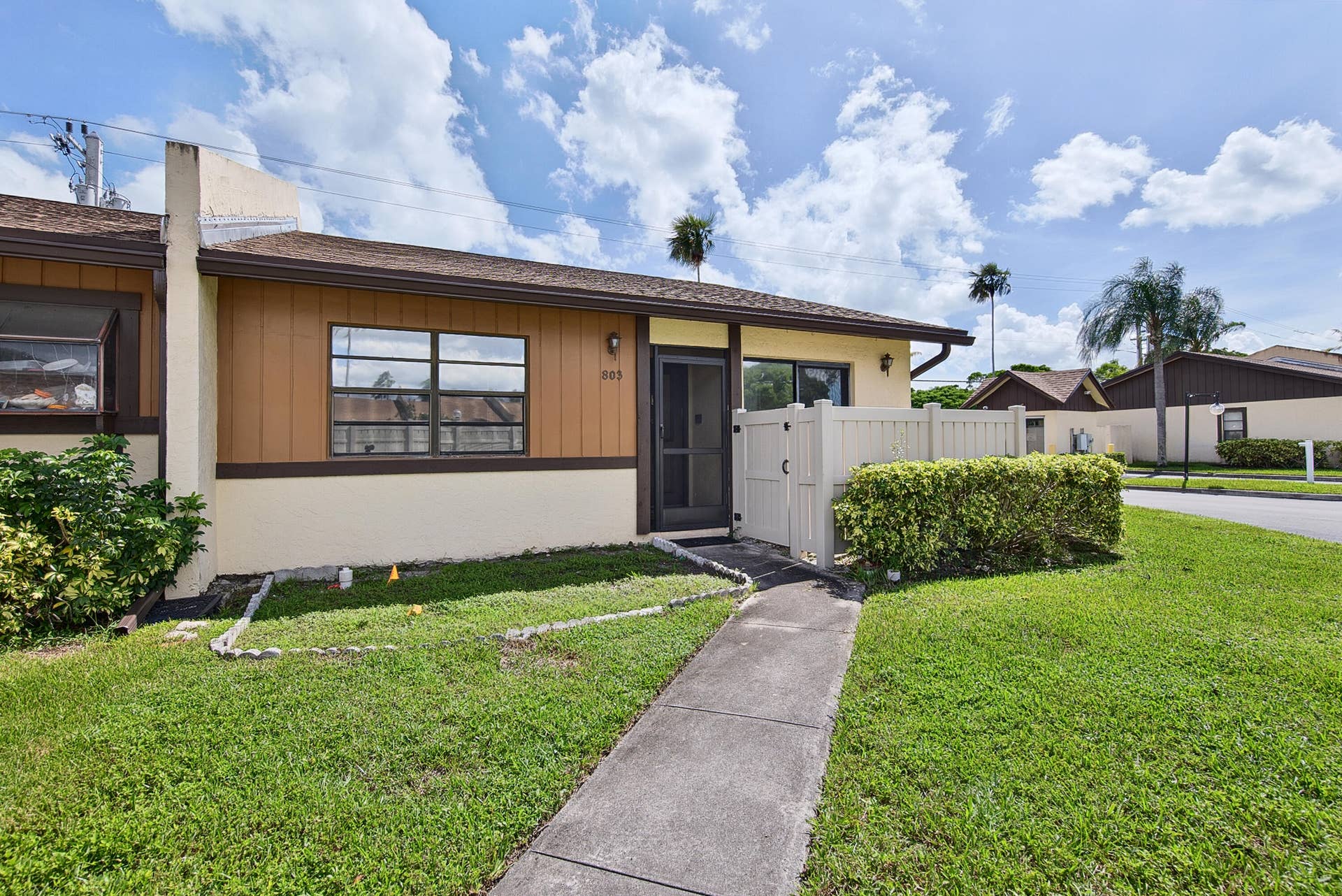 803 Banks Road, Margate, FL 33063 boyes-29