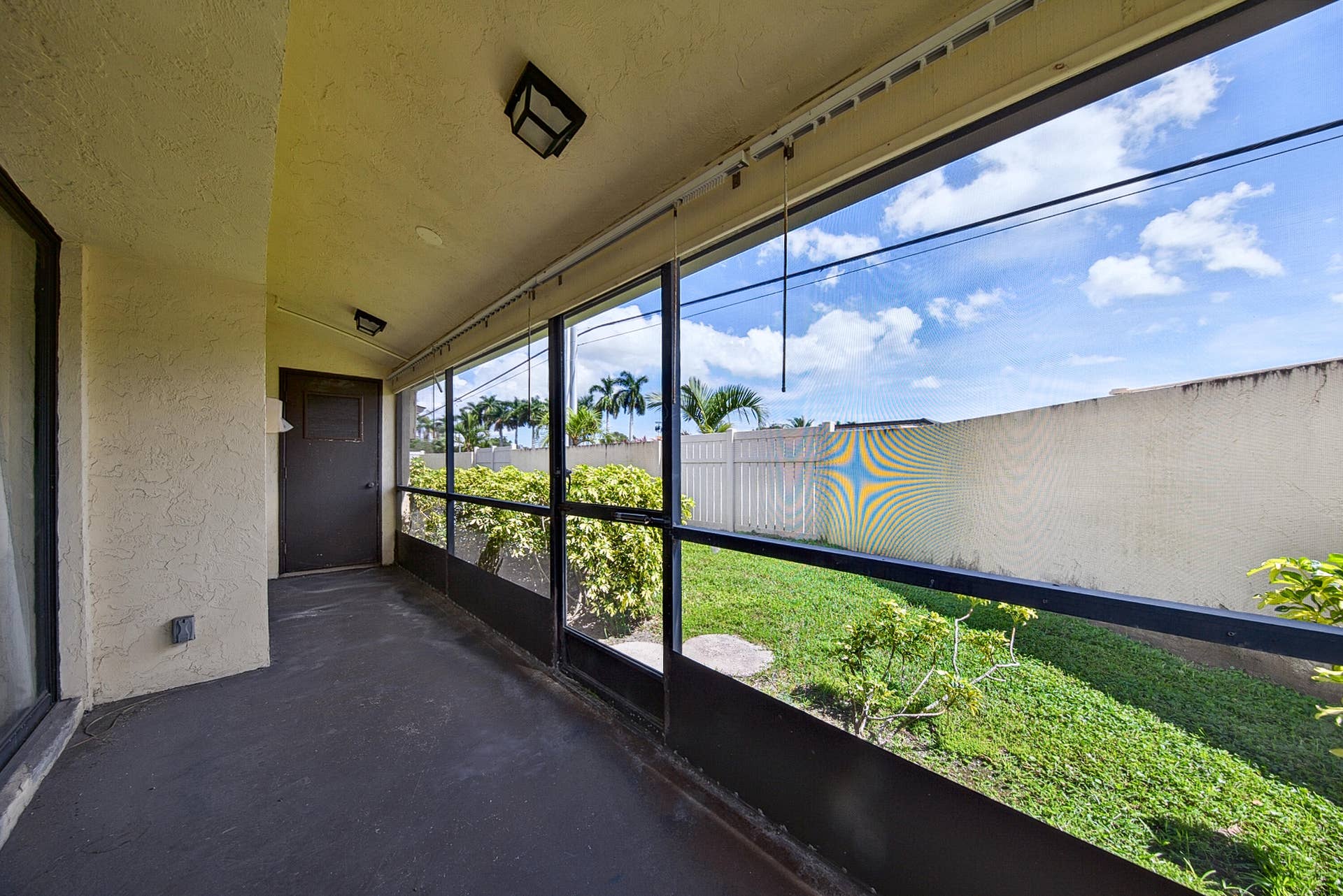 803 Banks Road, Margate, FL 33063 boyes-34
