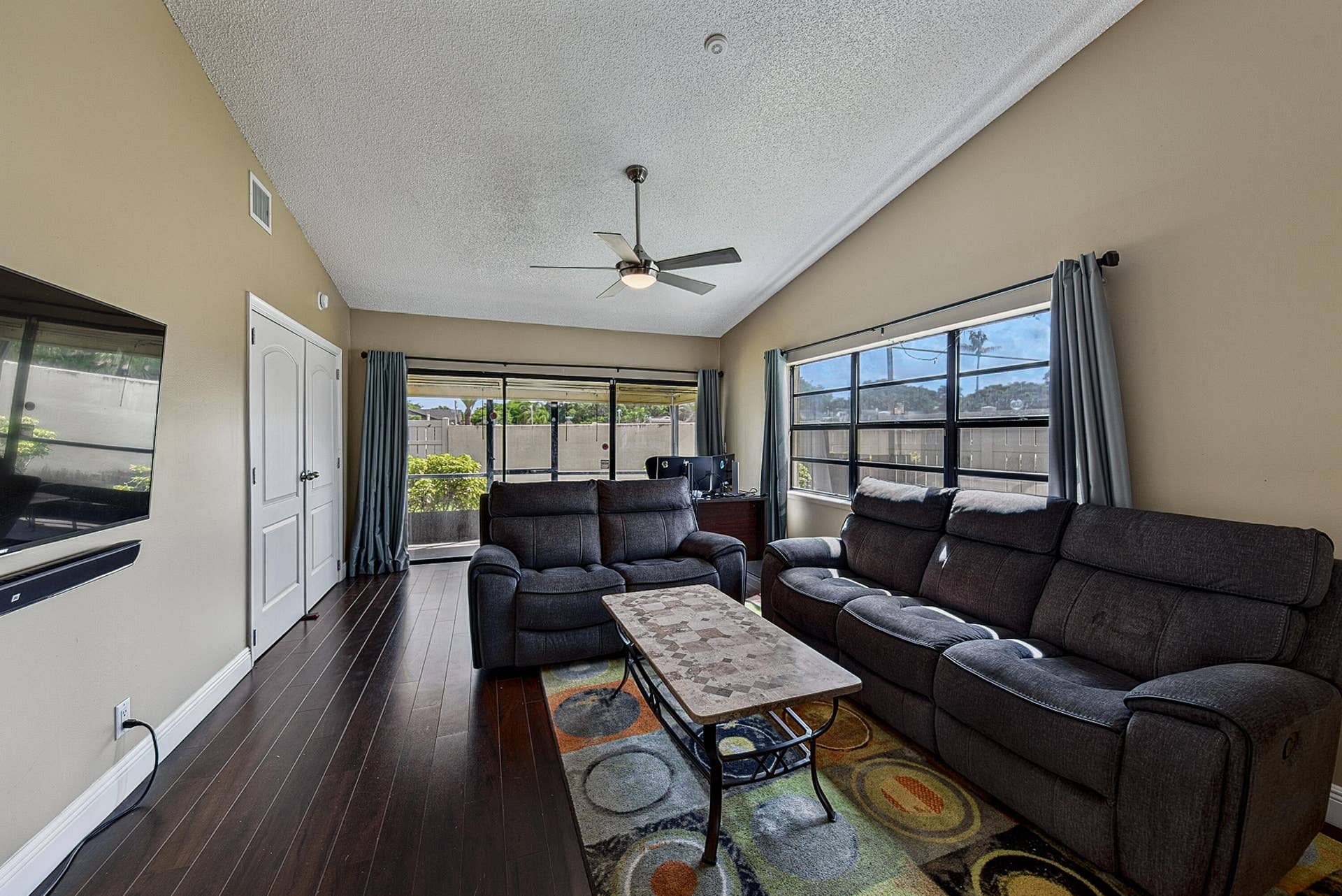 803 Banks Road, Margate, FL 33063 boyes-11