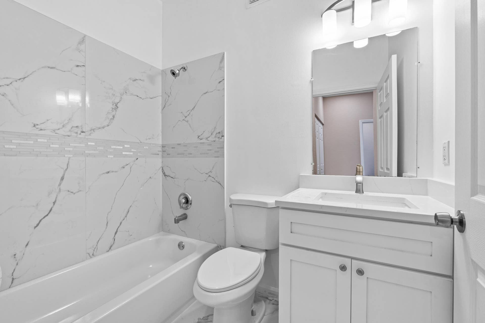 3105 GRANDIFLORA Drive, Greenacres, FL 33467 DSC05408