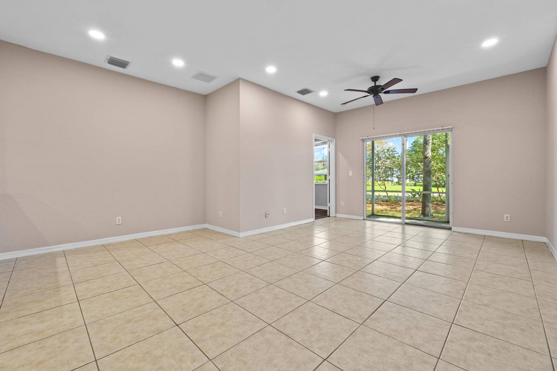 3105 GRANDIFLORA Drive, Greenacres, FL 33467 DSC05453