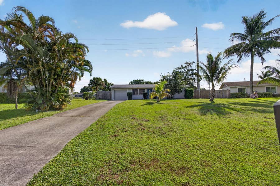 Property photo for 446 E SHADYSIDE Circle, West Palm Beach, FL