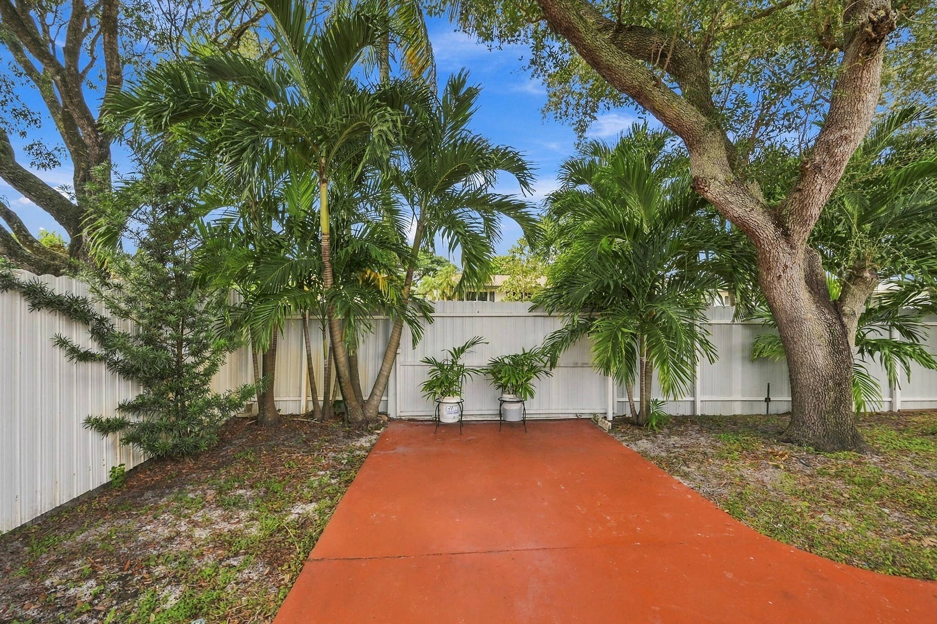 8670 NW 19TH Street, Pembroke Pines, FL 33024 43_dsc_2115