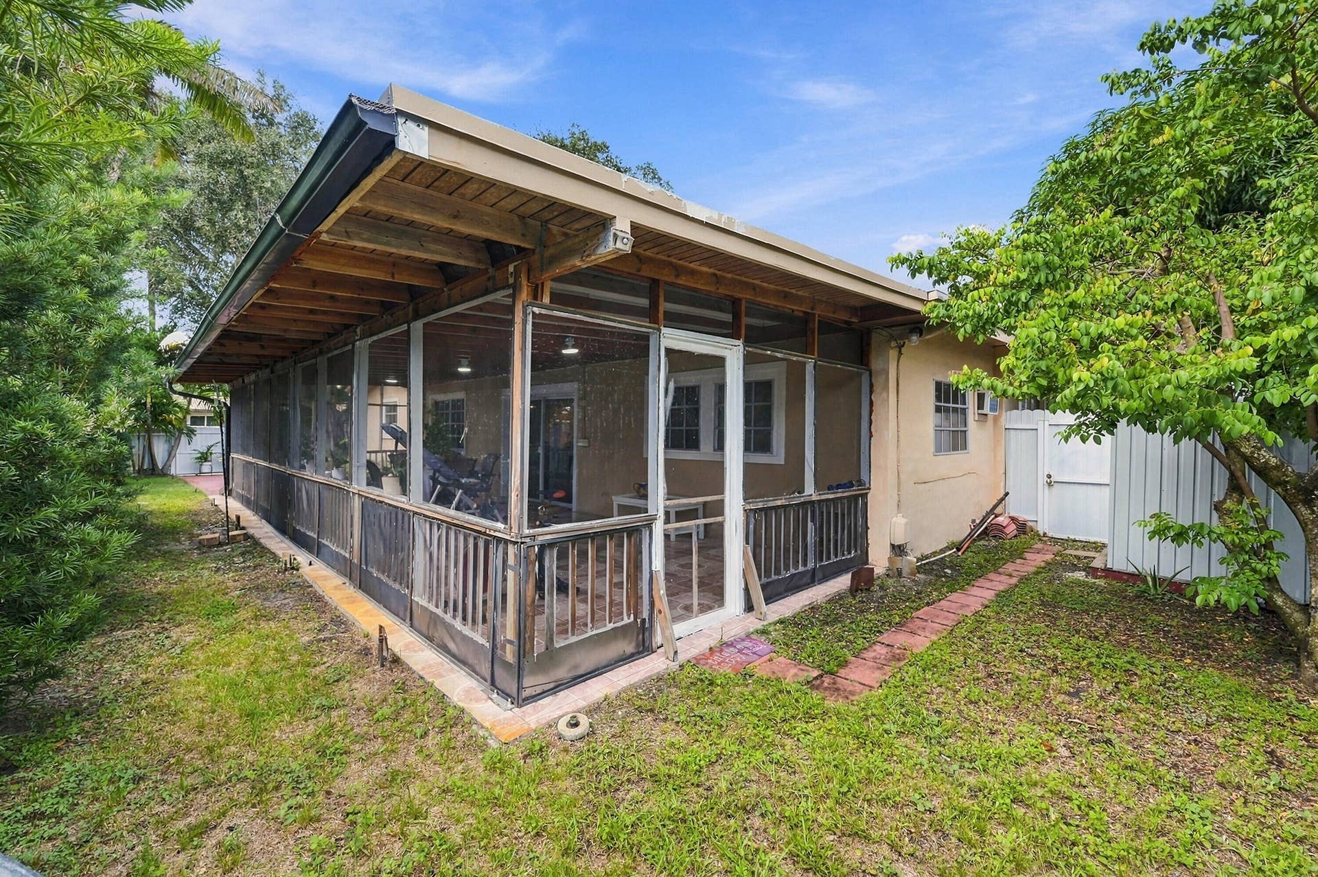 8670 NW 19TH Street, Pembroke Pines, FL 33024 45_dsc_2125