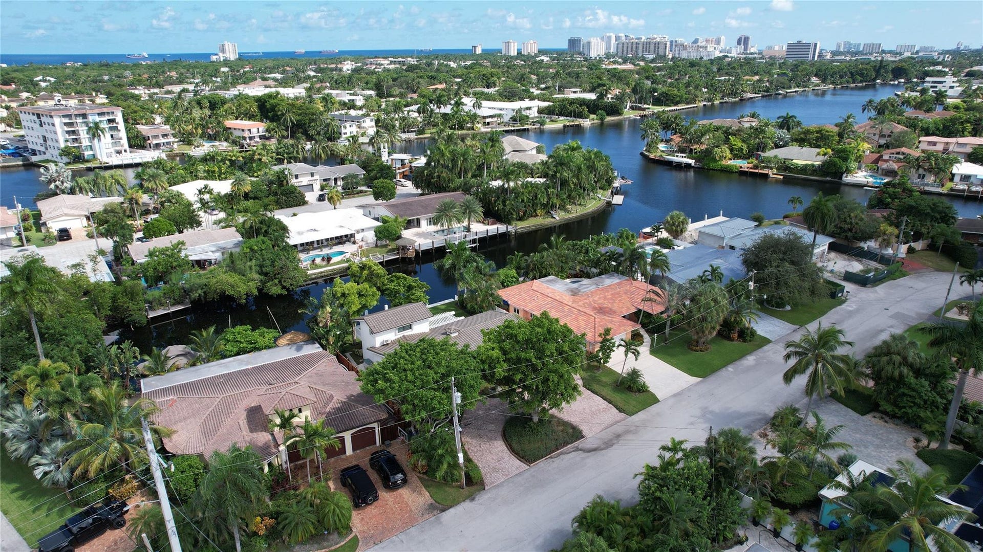 1806 NE 22ND Terrace, Fort Lauderdale, Fort Lauderdale, FL 33305 Facing SE