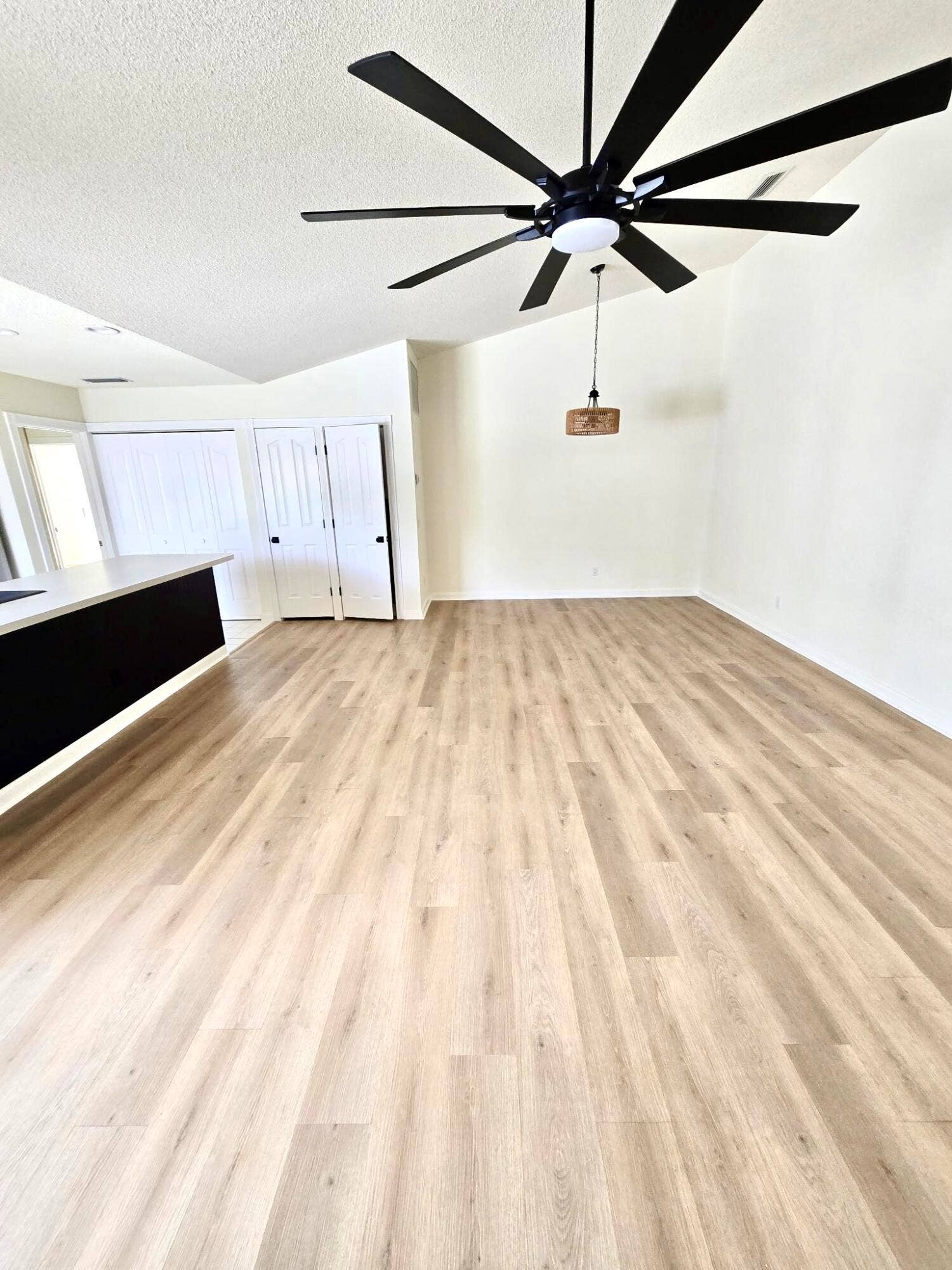 9181 SUN TERRACE Circle, #A, Palm Beach Gardens, FL 33403 LIVING RM