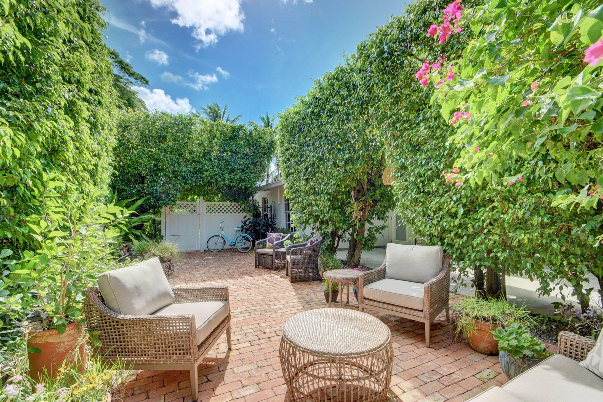 6110 Ridge Lane, Boynton Beach, FL 33435 Backyard Patio