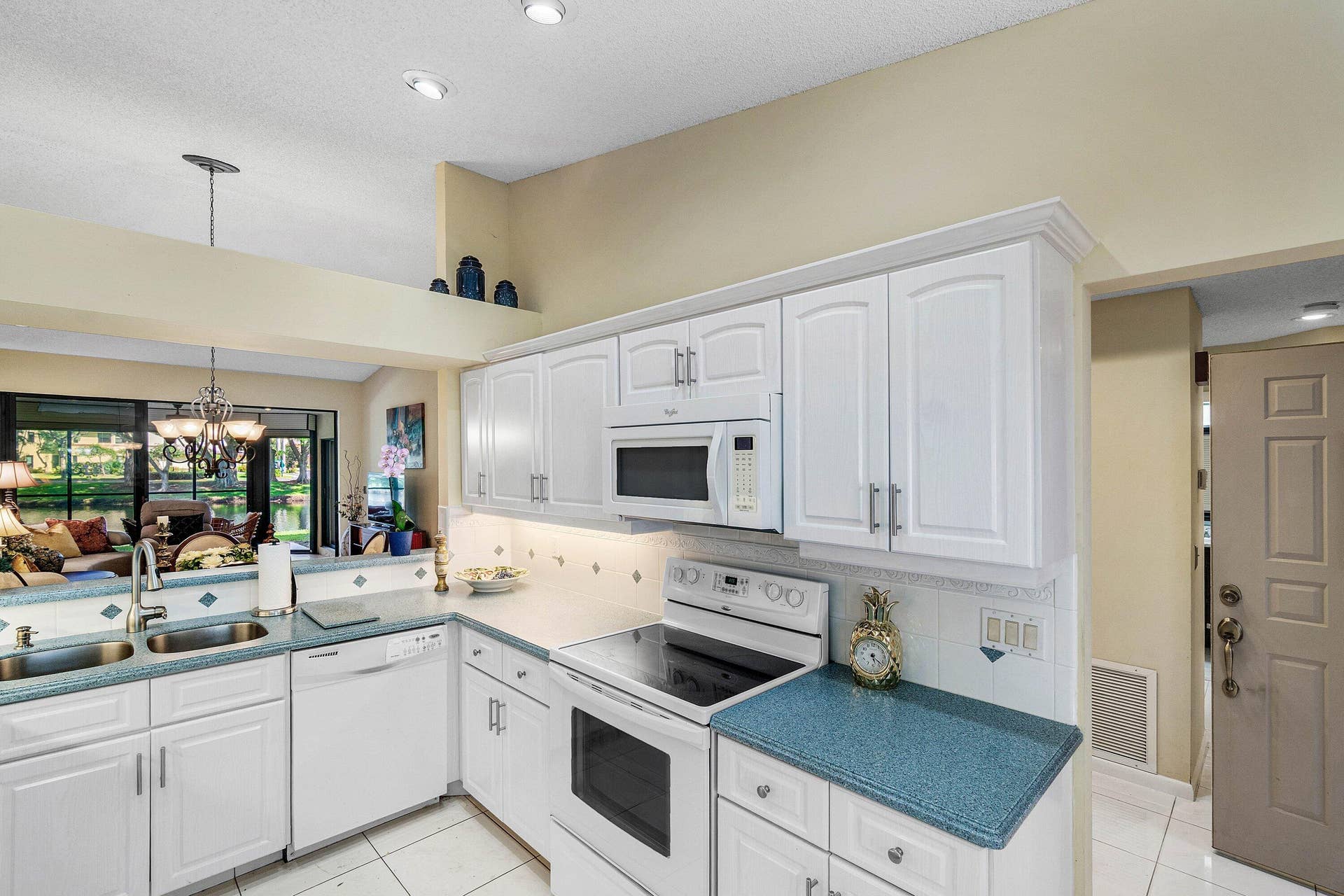 5265 FAIRWAY WOODS Drive, #3112, Delray Beach, FL 33484 Stone Counter Tops
