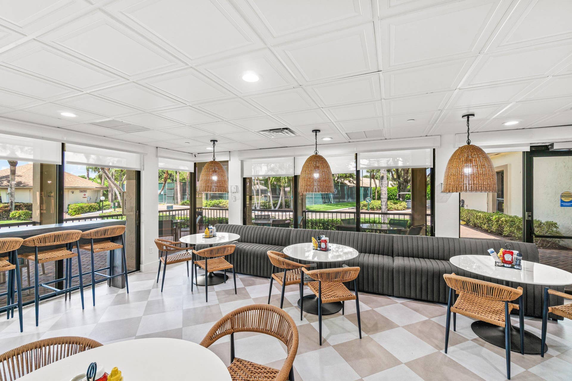 5265 FAIRWAY WOODS Drive, #3112, Delray Beach, FL 33484 Country Club Cafe Dining