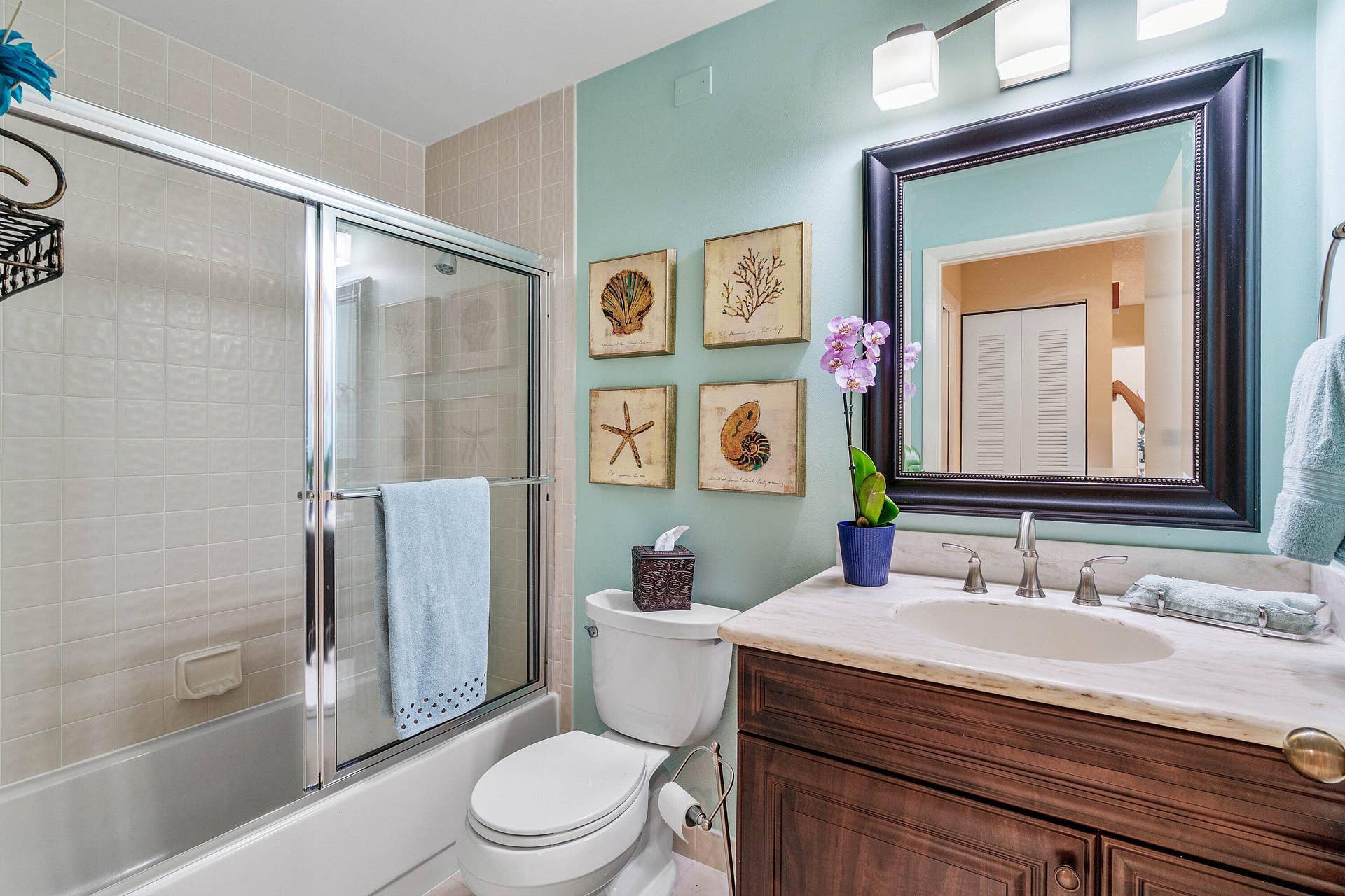 5265 FAIRWAY WOODS Drive, #3112, Delray Beach, FL 33484 2nd Bat w/ New Vanityhroom