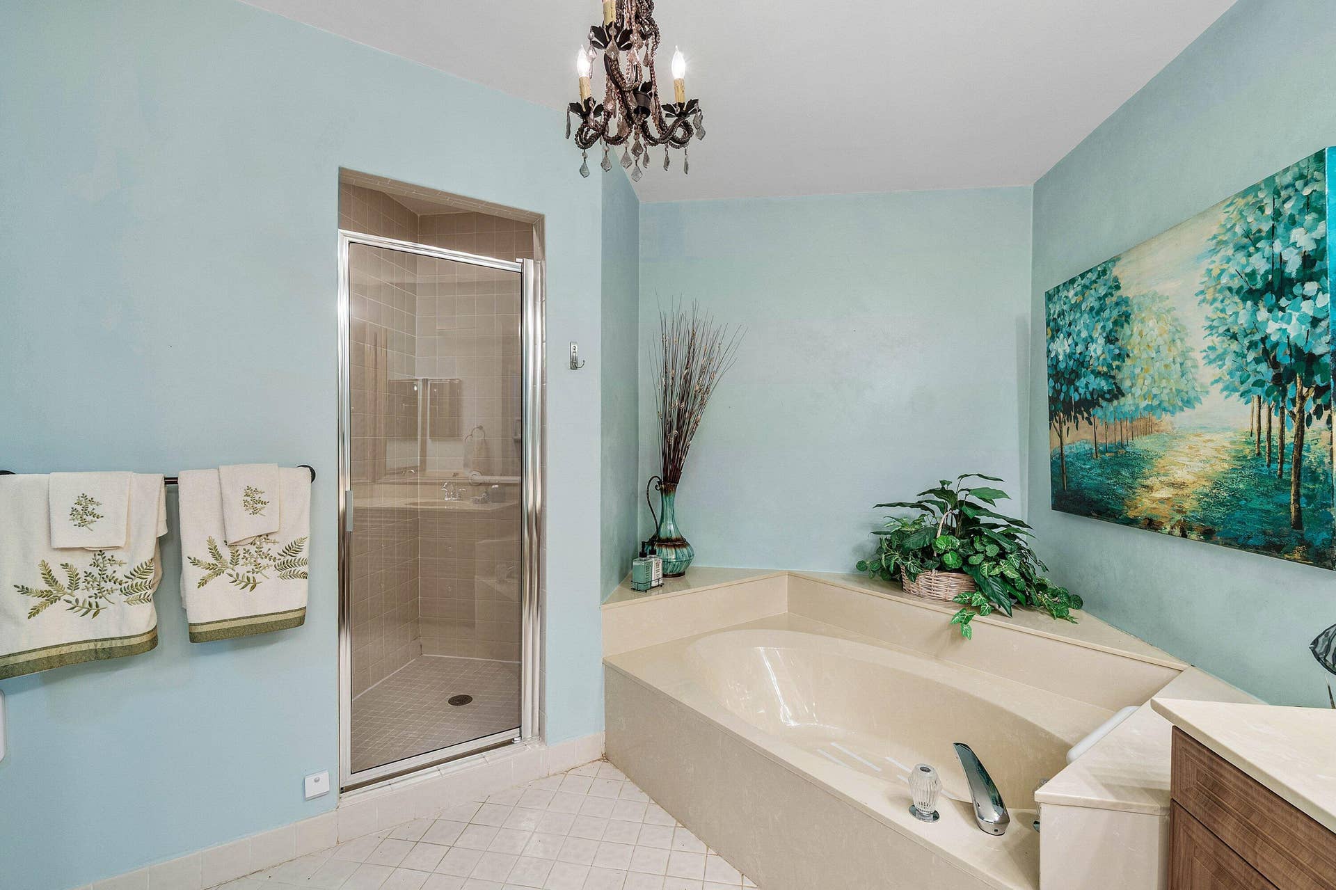 5265 FAIRWAY WOODS Drive, #3112, Delray Beach, FL 33484 Separate Shower & Tub