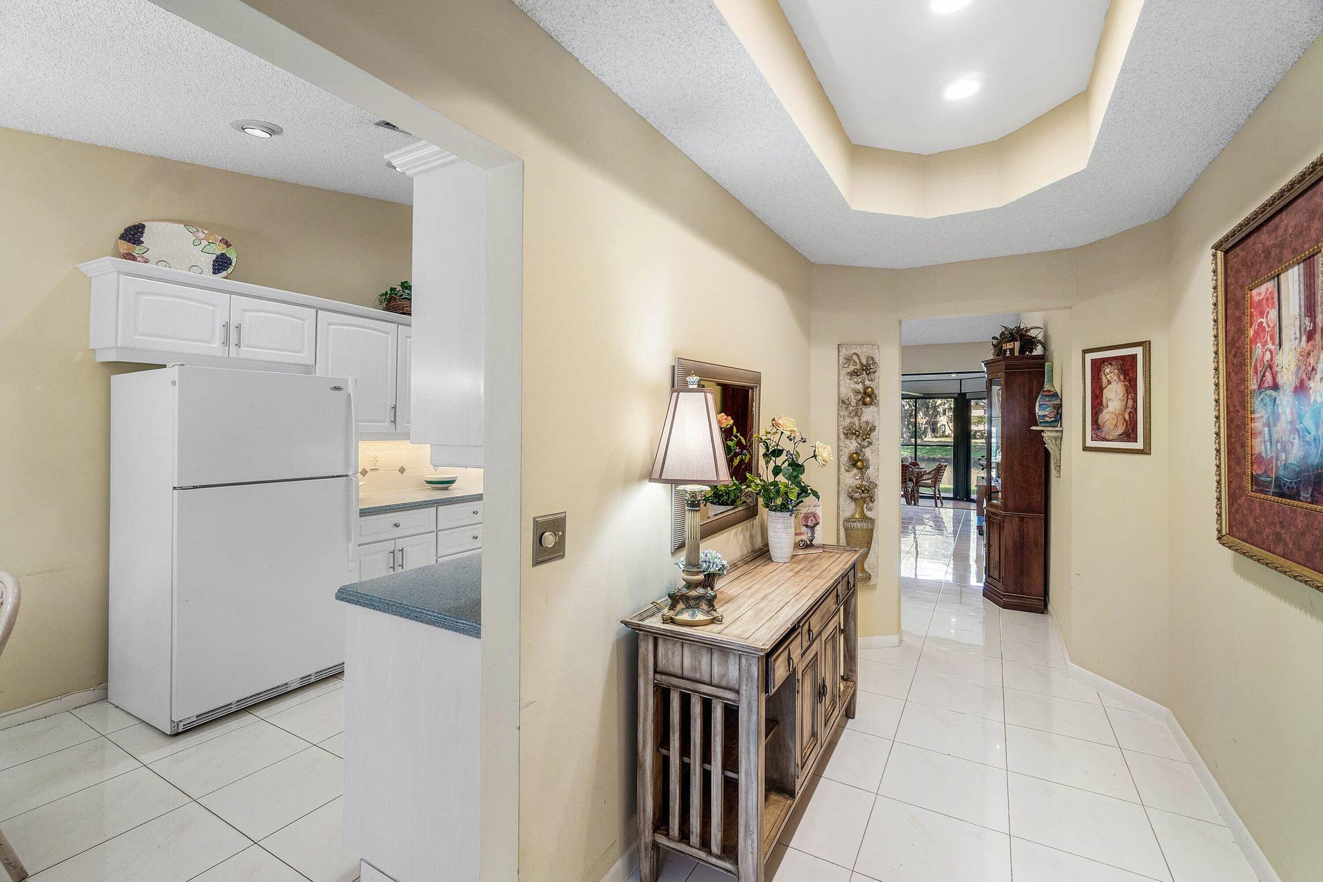 5265 FAIRWAY WOODS Drive, #3112, Delray Beach, FL 33484 Foyer w/ LED Lights