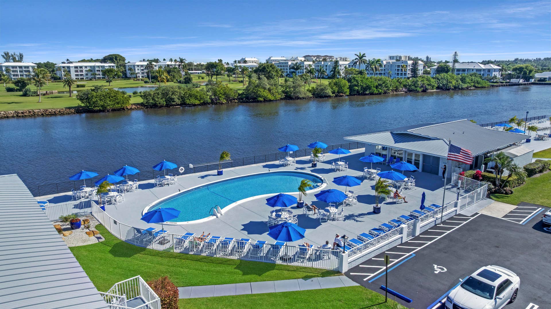 2570 S FEDERAL Highway, #10, Boynton Beach, FL 33435 Hampshire Gardens Drone January 2026 - 9
