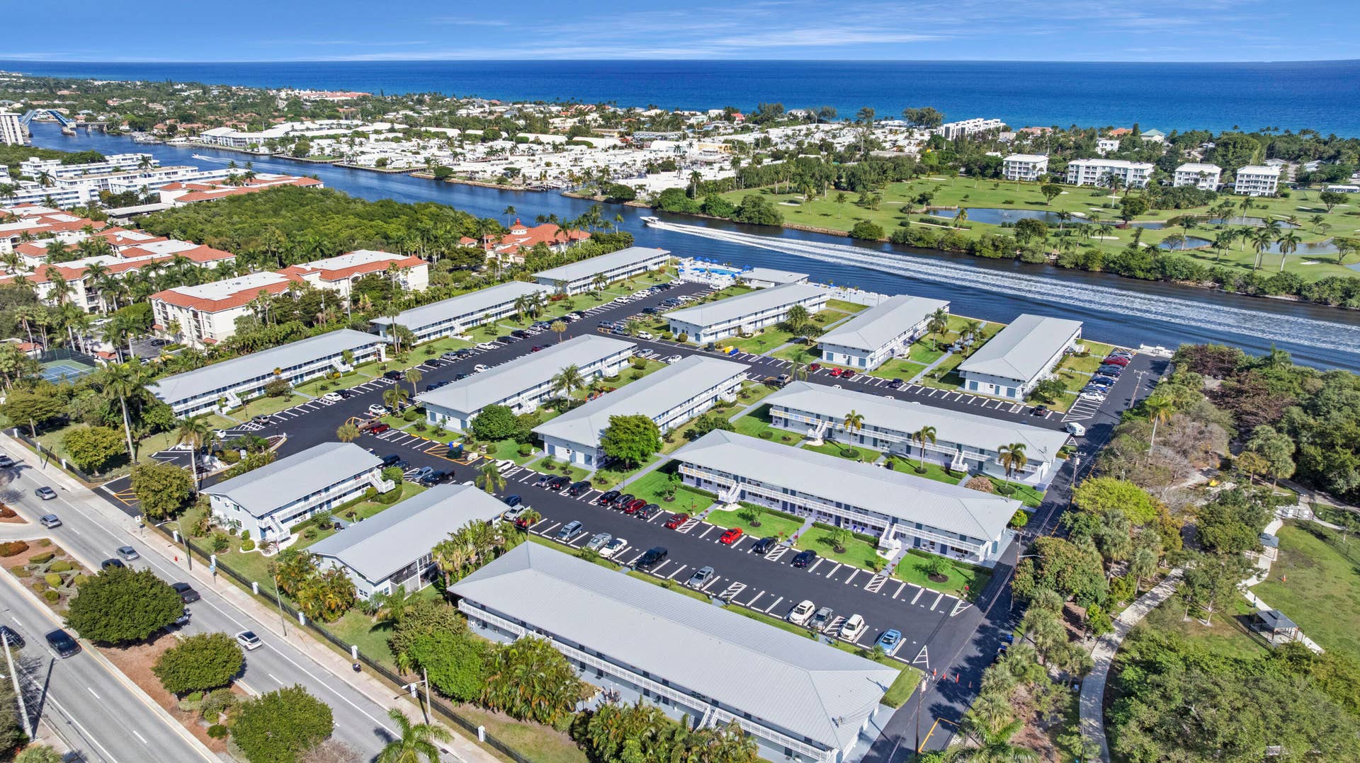 2570 S FEDERAL Highway, #10, Boynton Beach, FL 33435 Hampshire Gardens Drone January 2026 - 2