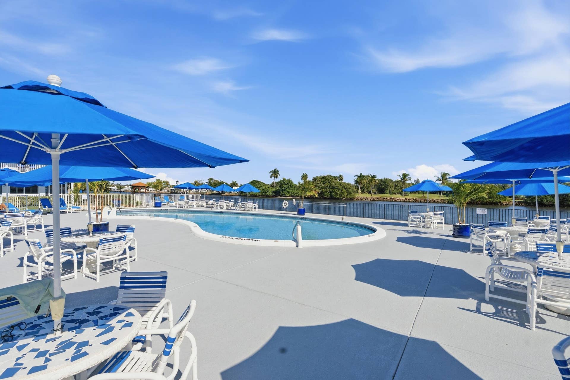 2570 S FEDERAL Highway, #10, Boynton Beach, FL 33435 Hampshire Gardens Pool January 2026 - 1