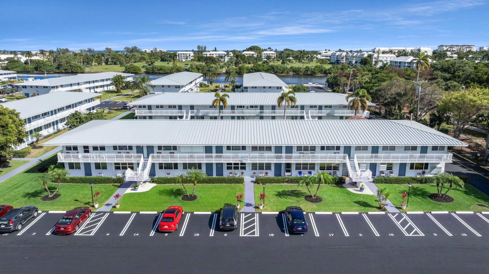 2570 S FEDERAL Highway, #10, Boynton Beach, FL 33435 Hampshire Gardens Drone January 2026 - 1