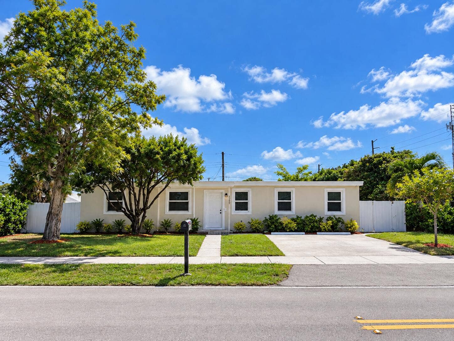 1388 NE 54TH Street, Pompano Beach, FL 33064 7184C461-A63F-40AD-9E4A-F8C4BE8C6552