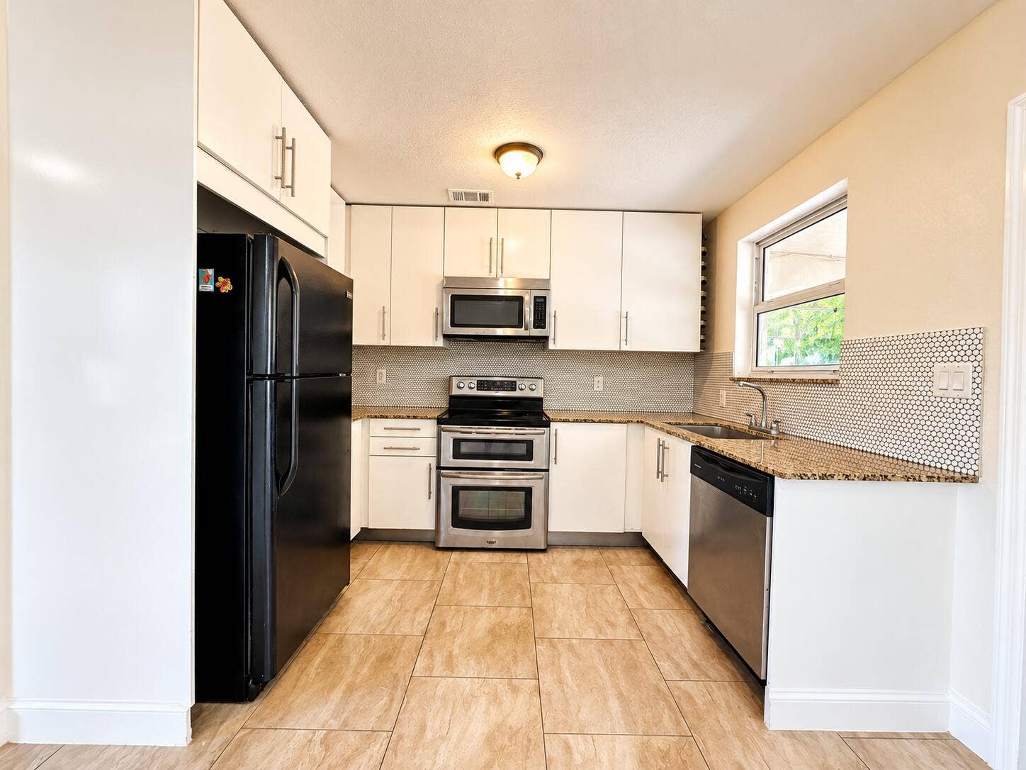 1388 NE 54TH Street, Pompano Beach, FL 33064 6D657334-0F29-4B45-964D-32991887D3ED