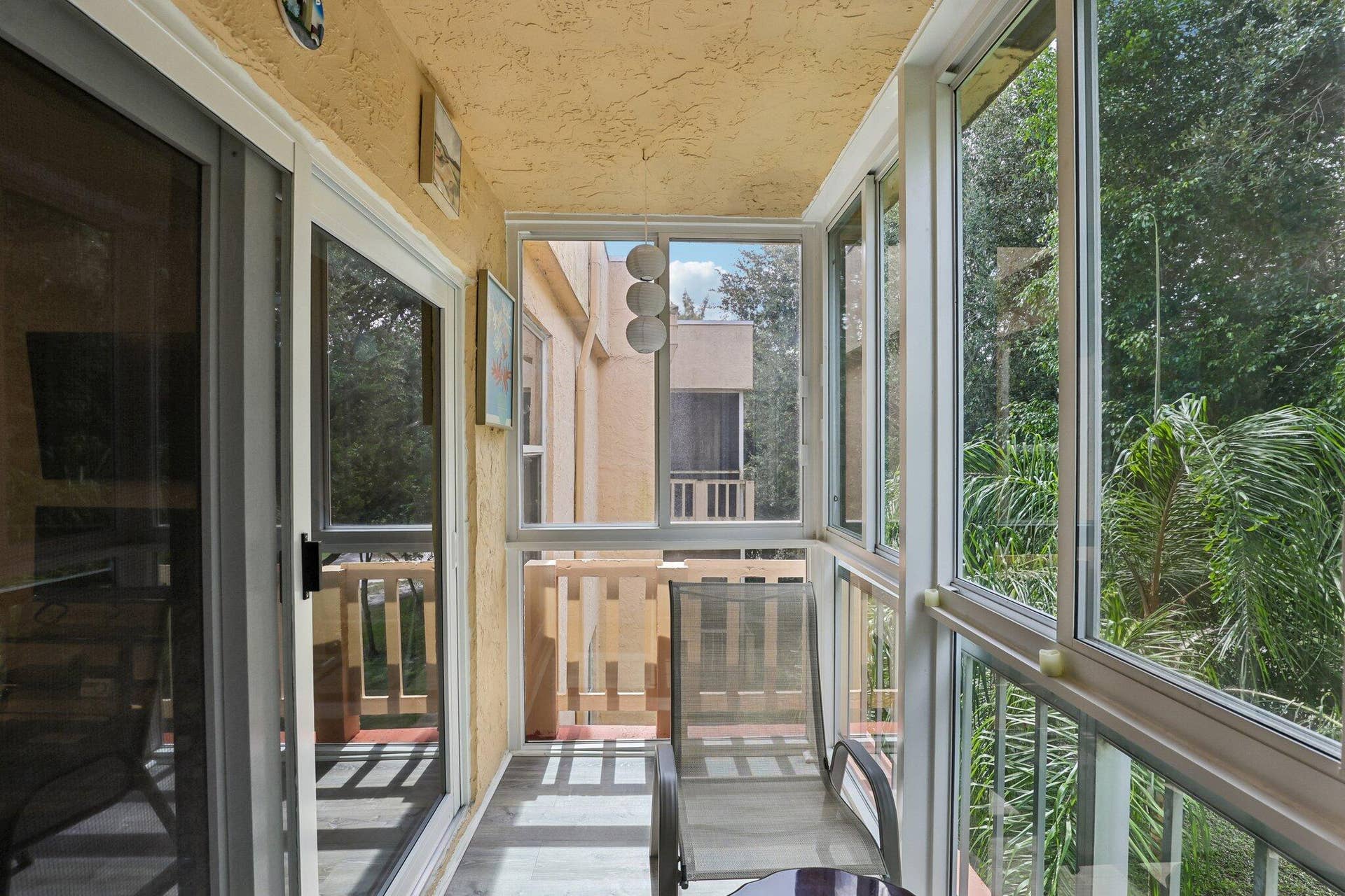 8400 LAGOS DE CAMPO Boulevard, #303, Tamarac, FL 33321 balcony Lagos De Campo Blvd unit 303-S10