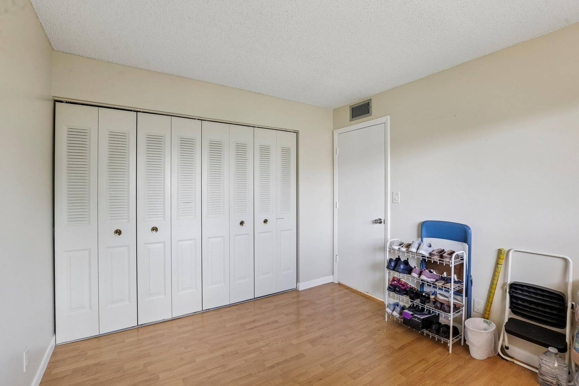 8400 LAGOS DE CAMPO Boulevard, #303, Tamarac, FL 33321 2ND BEDROOM -Lagos De Campo Blvd unit 30